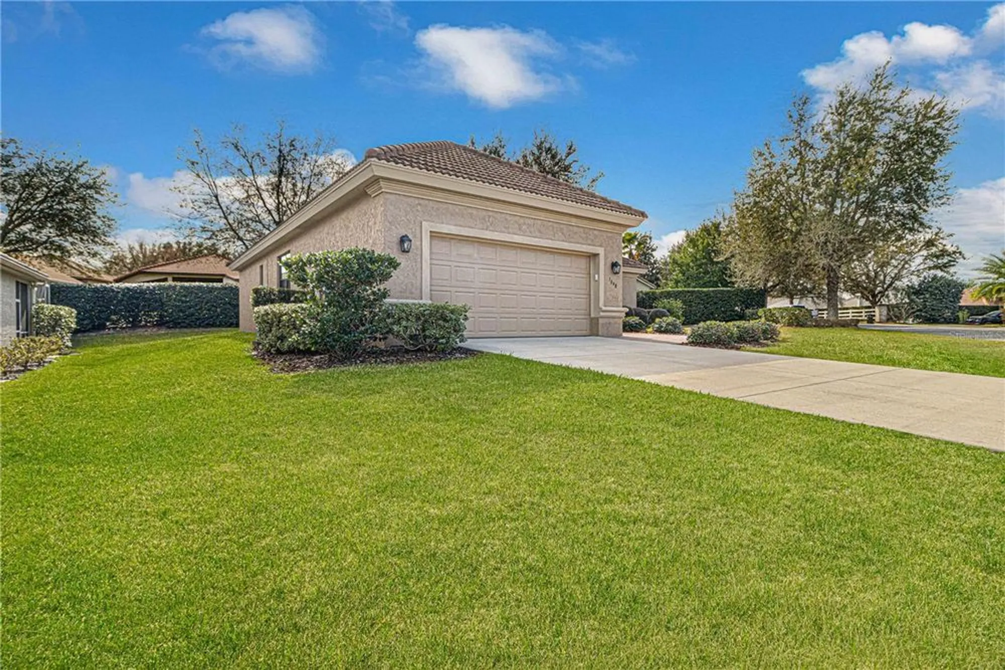 Property Slideshow image 3 of 35 | 1648 w skyview crossing dr, Hernando, FL, 34442