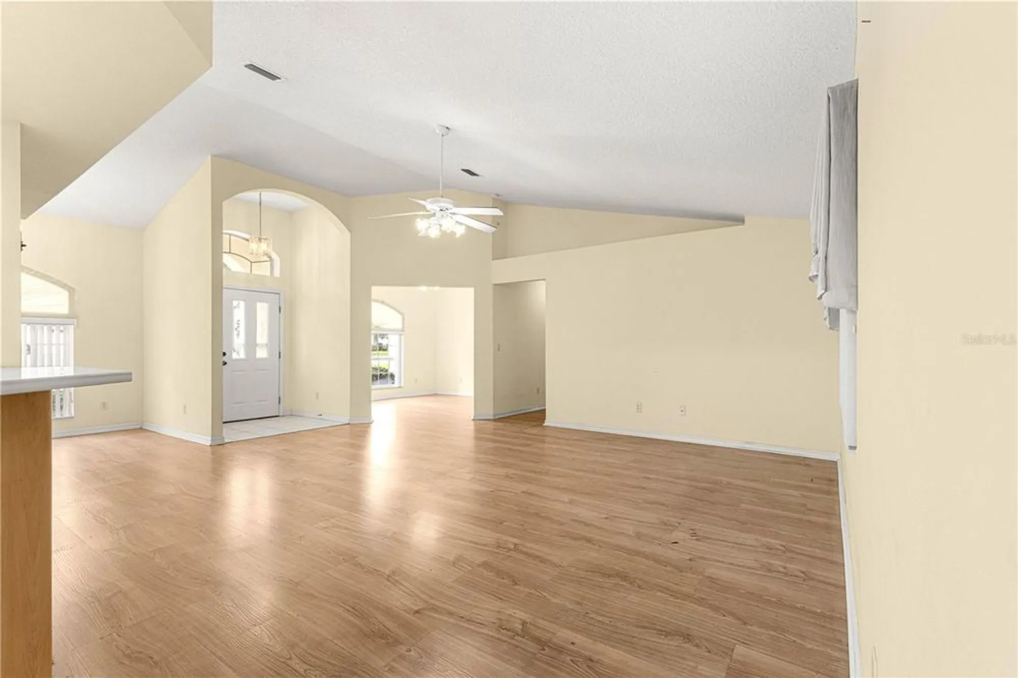 Property Slideshow image 5 of 57 | 10884 sw 53rd cir, Ocala, FL, 34476