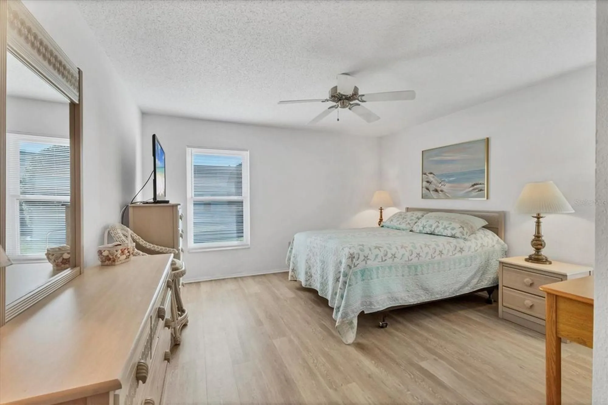 Property Slideshow image 5 of 50 | 604 chestnut ln, Englewood, FL, 34223