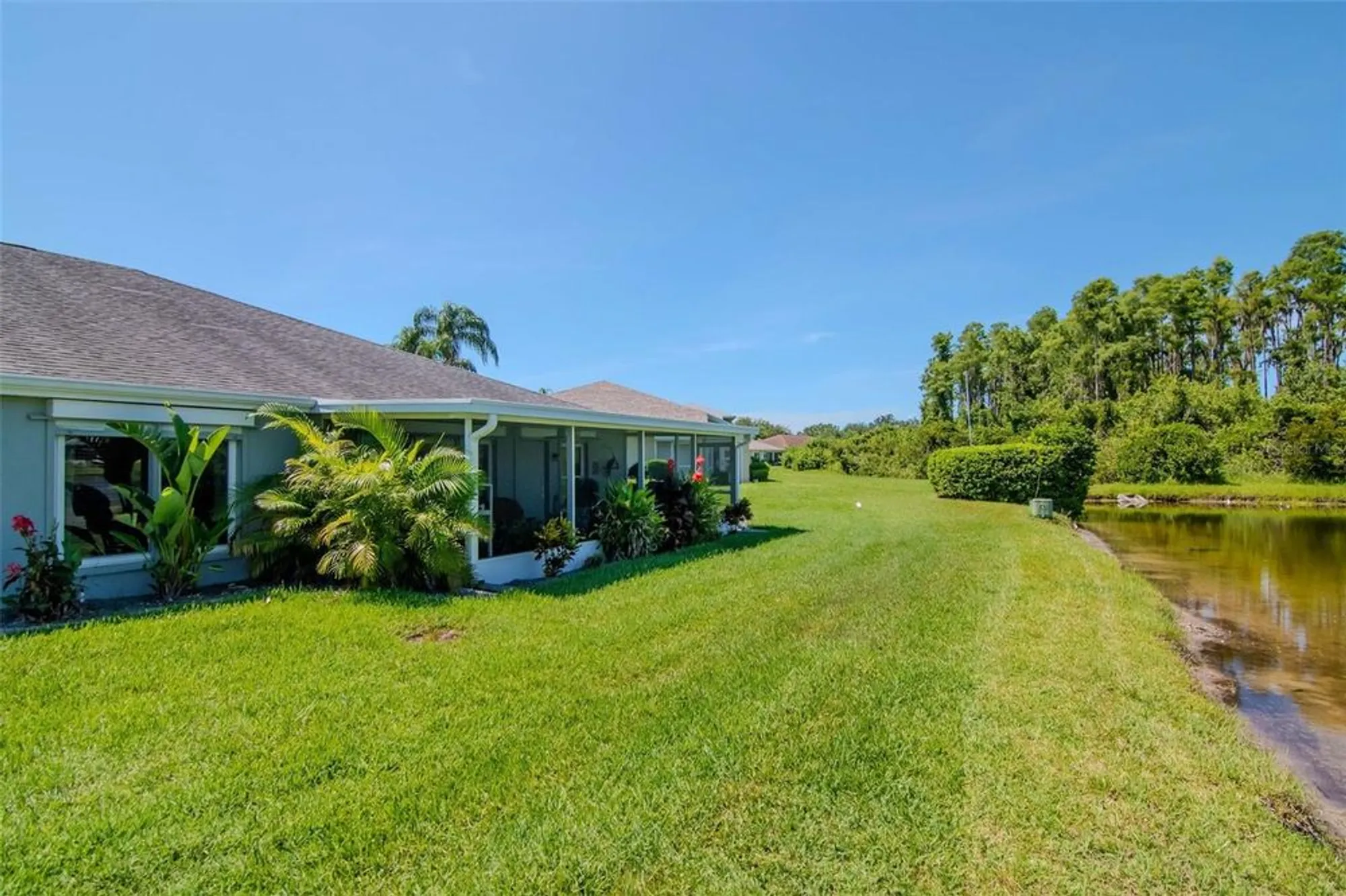 Property Slideshow image 32 of 44 | 717 manchester woods dr # 717, Sun City Center, FL, 33573