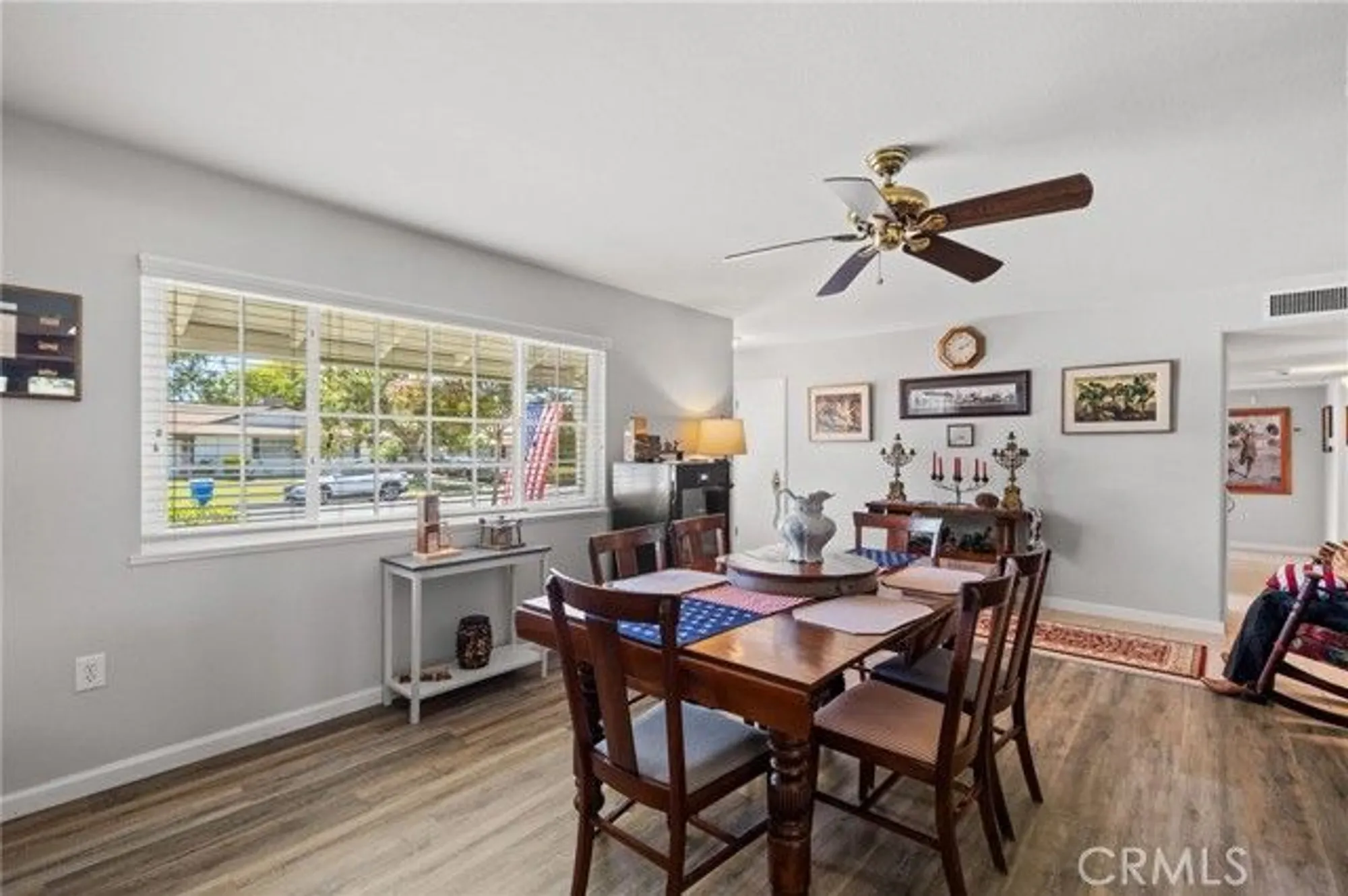 Property Slideshow image 24 of 48 | 704 river oaks dr, Bakersfield, CA, 93309