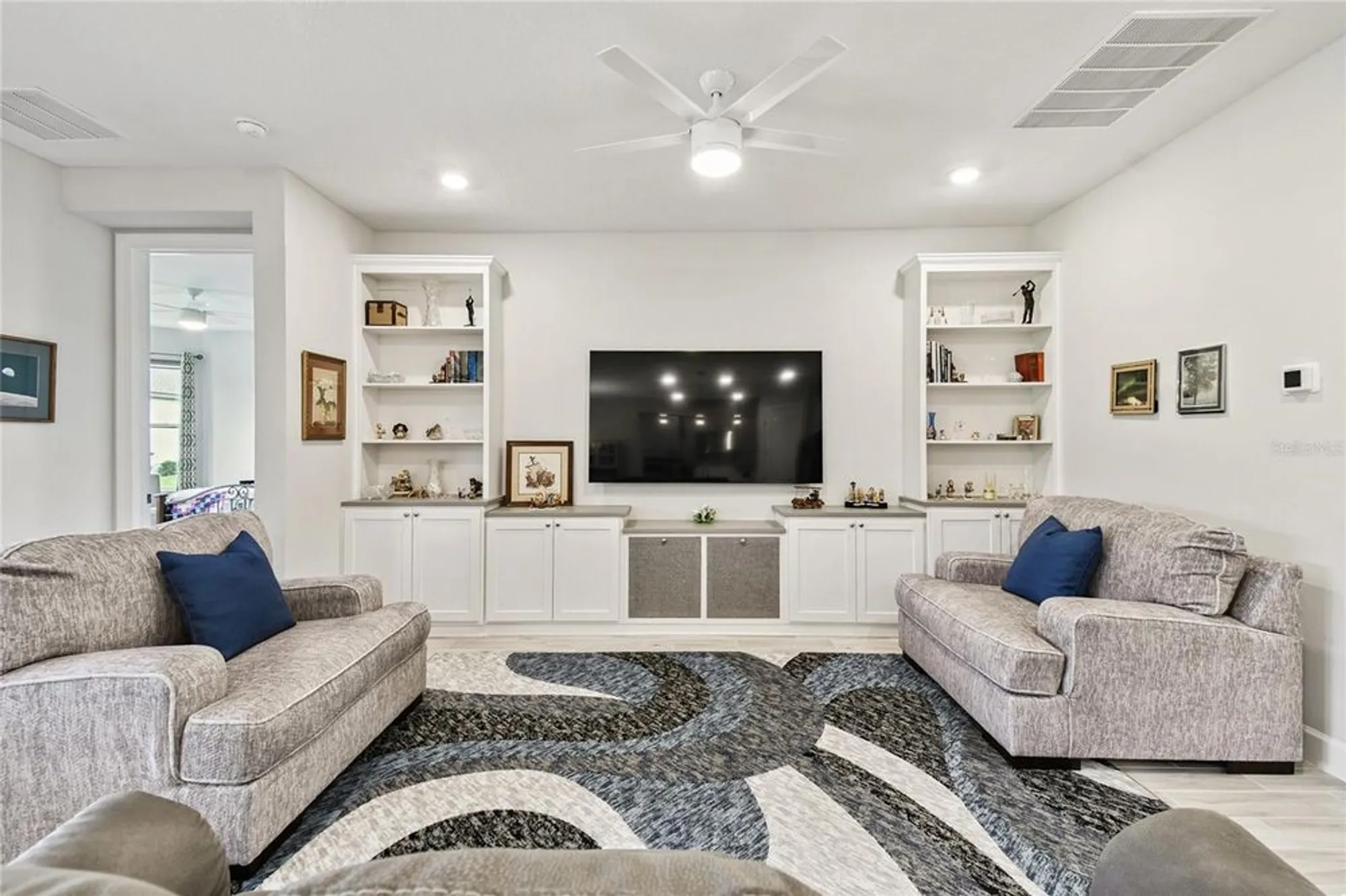 Property Slideshow image 5 of 69 | 561 lago matisse st, Kissimmee, FL, 34759