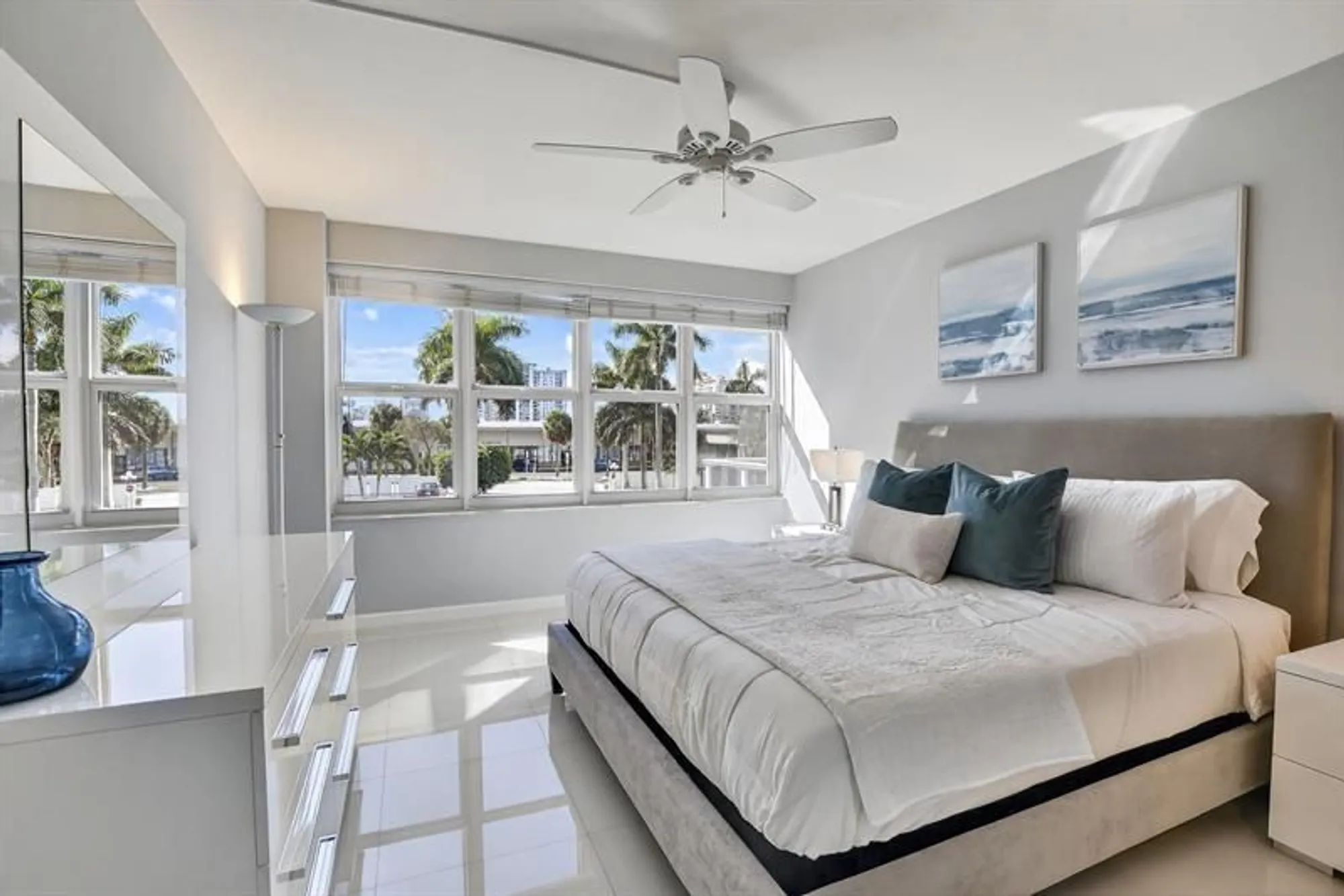 Property Slideshow image 10 of 28 | 3333 ne 34th st 209, Fort Lauderdale, FL, 33308