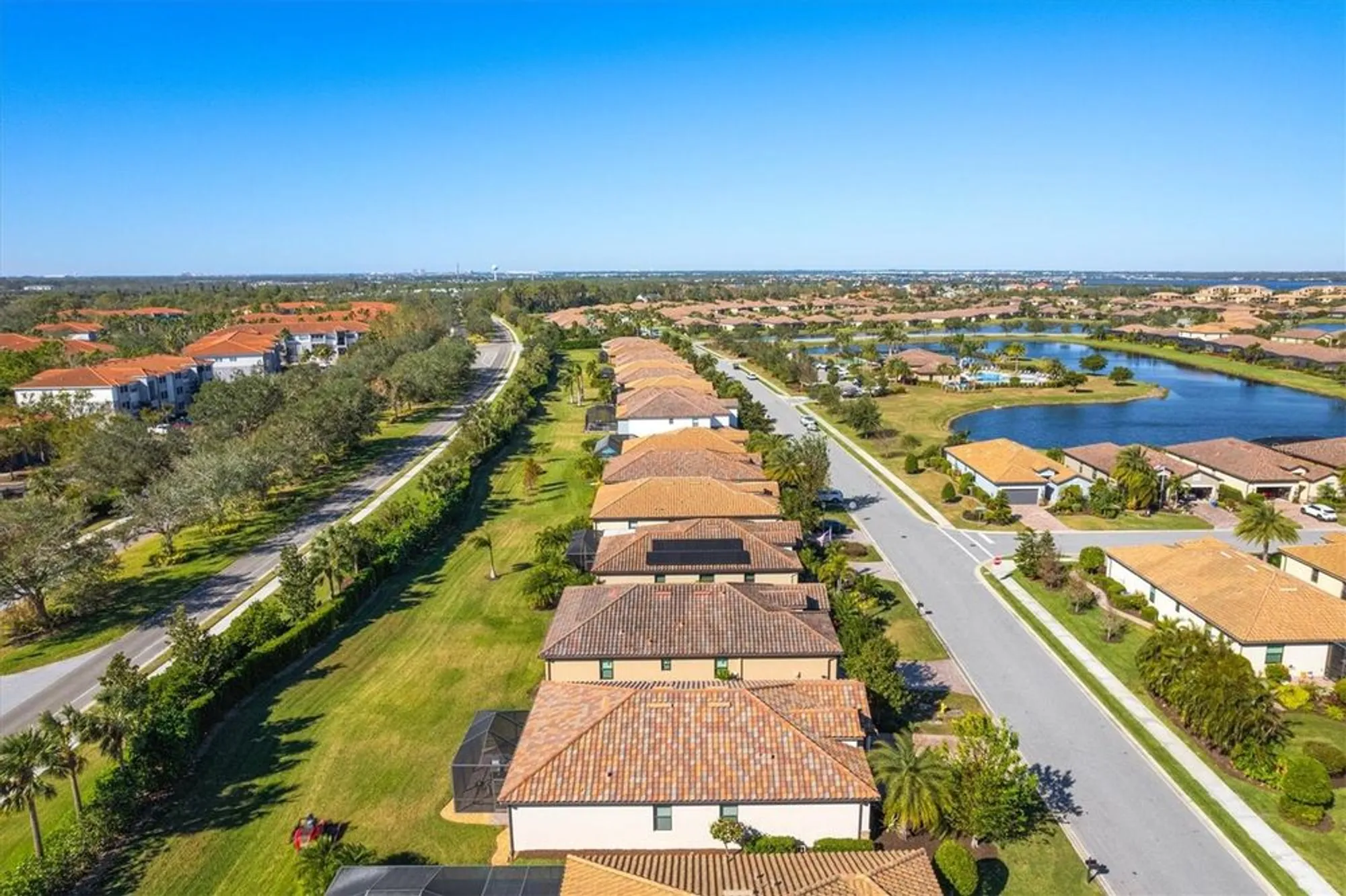 Property Slideshow image 33 of 92 | 6870 willowshire way, Bradenton, FL, 34212