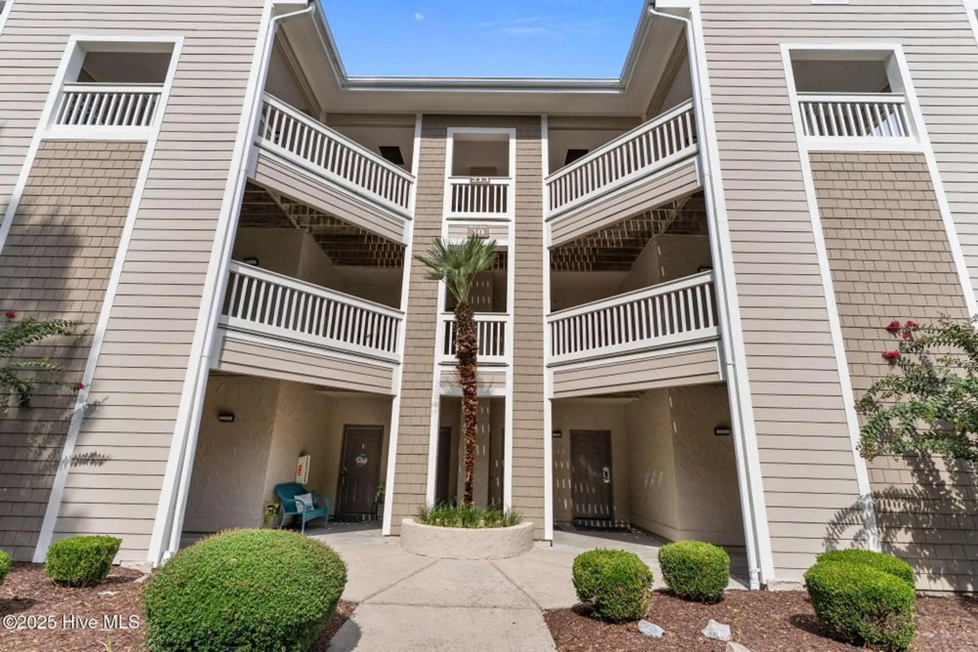 Property Slideshow image 3 of 60 | 213 kings trl 1004, Sunset Beach, NC, 28468