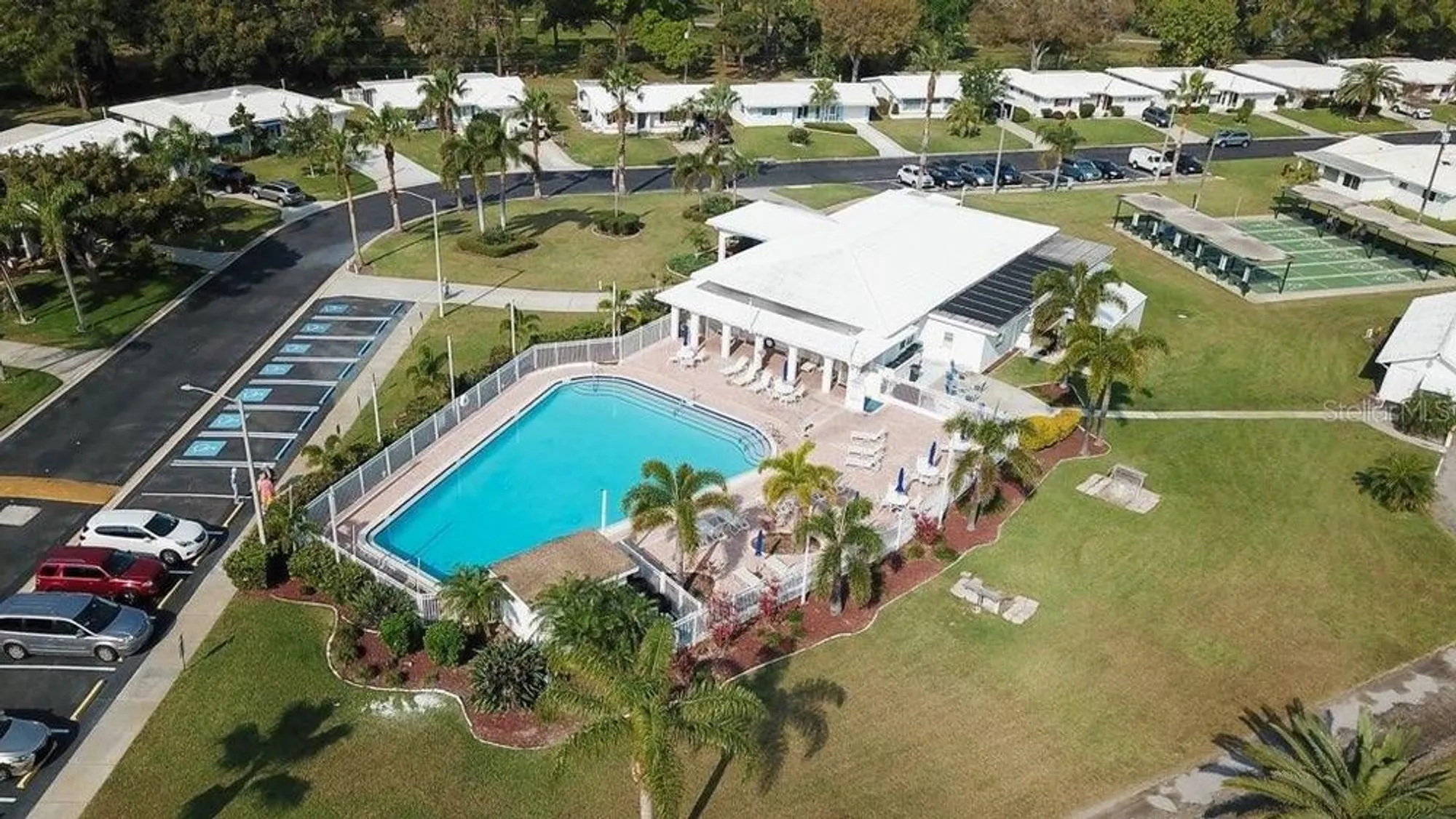 Property Slideshow image 35 of 39 | 9128 142nd st, Seminole, FL, 33776