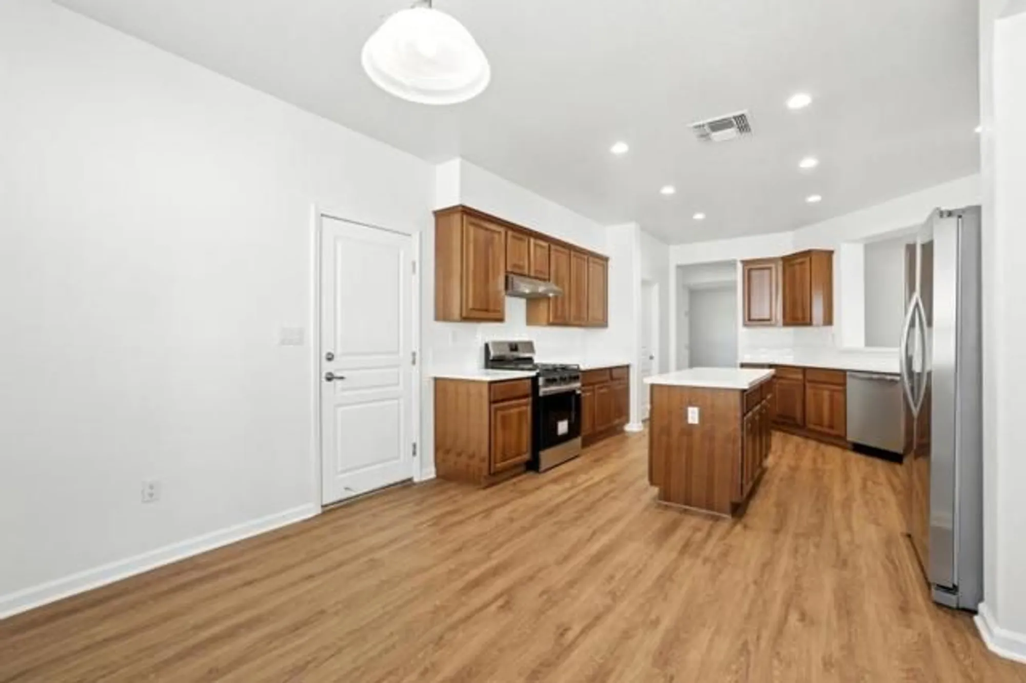 Property Slideshow image 18 of 46 | 1826 grand pheasant ln, Lincoln, CA, 95648