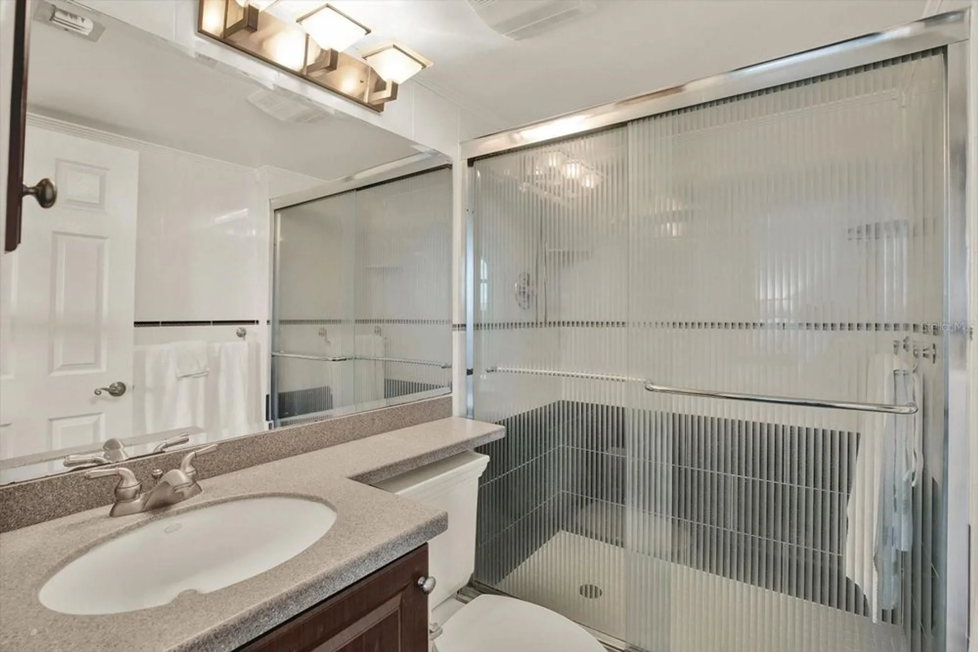 Property Slideshow image 21 of 40 | 18304 gulf blvd 219, Redington Shores, FL, 33708
