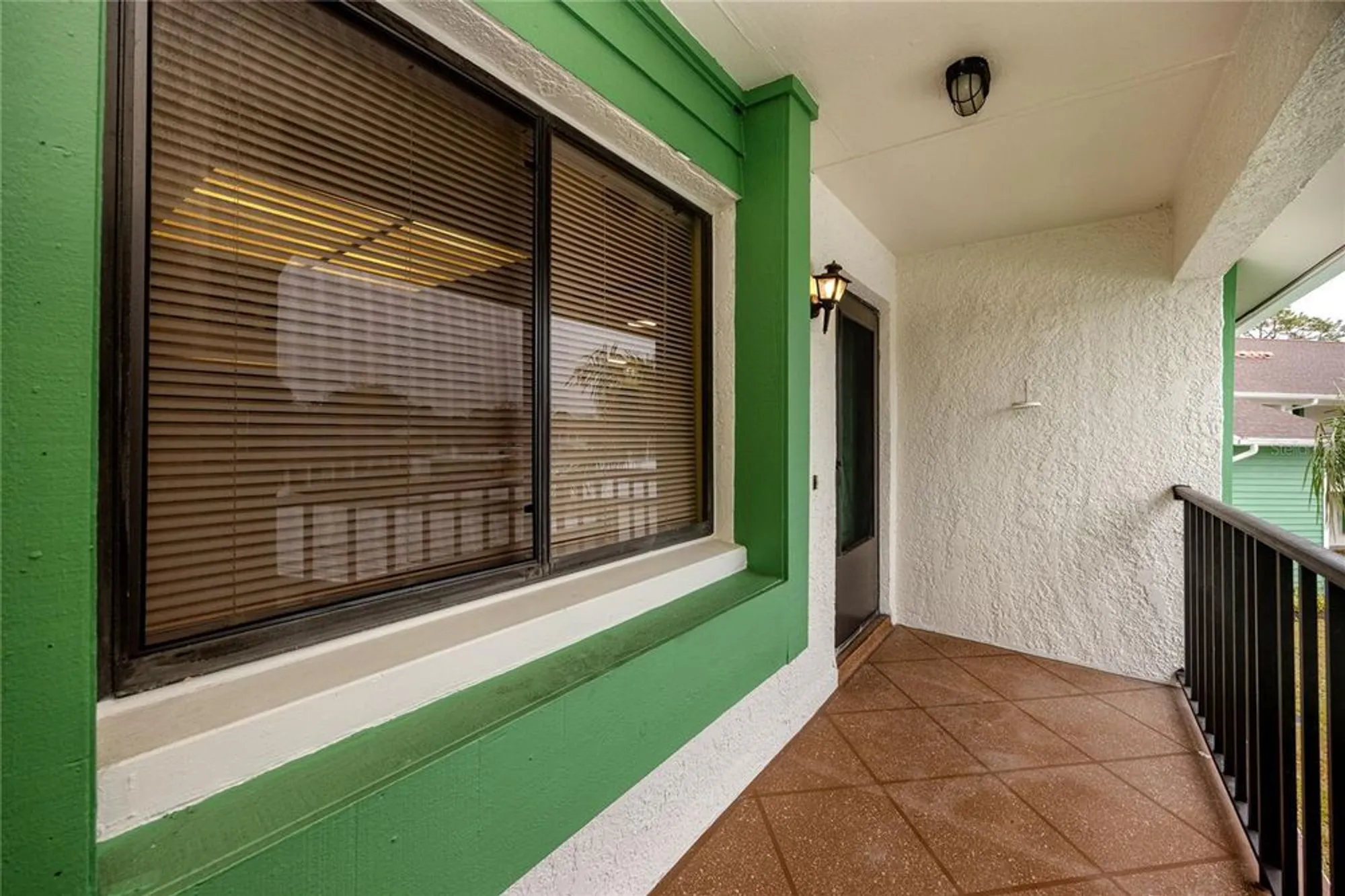 Property Slideshow image 12 of 47 | 2561 royal pines cir # 14h, Clearwater, FL, 33763