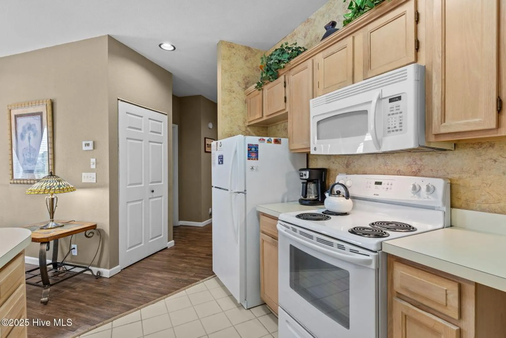 Property Slideshow image 14 of 60 | 213 kings trl 1004, Sunset Beach, NC, 28468