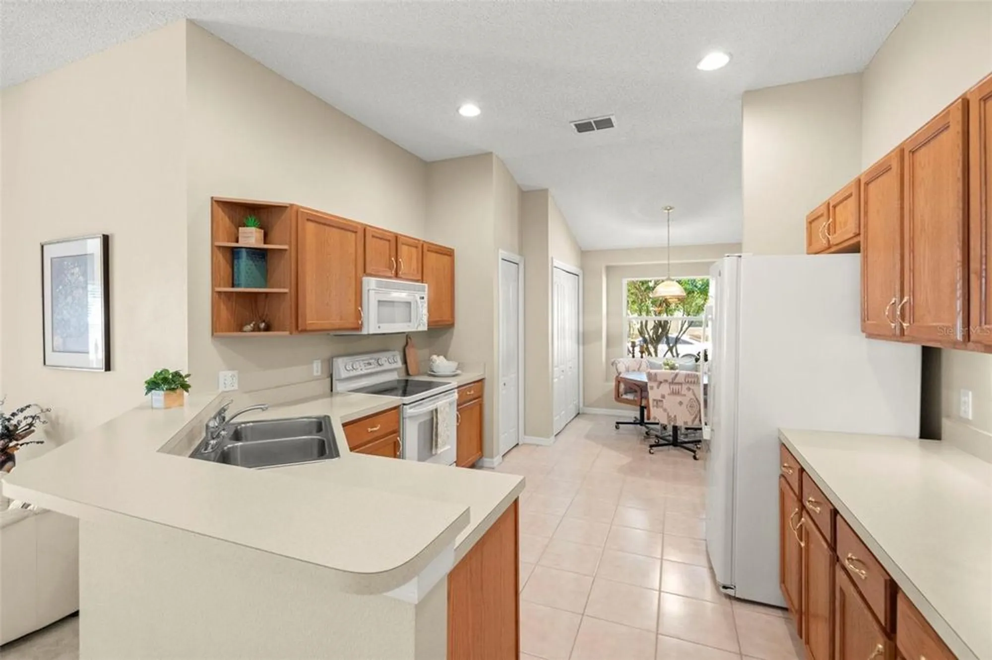 Property Slideshow image 24 of 41 | 1927 acadia greens dr, Sun City Center, FL, 33573