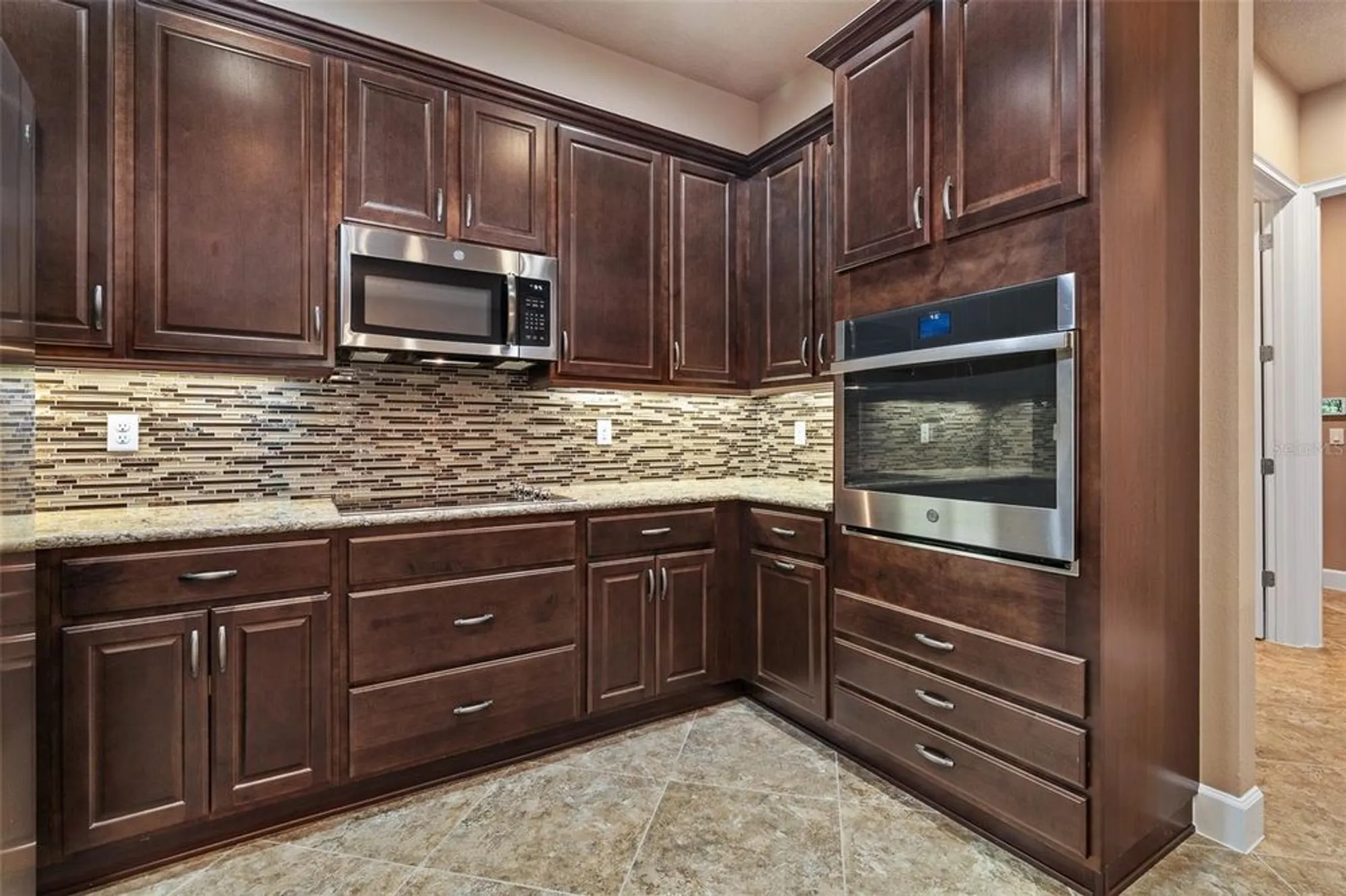 Property Slideshow image 16 of 62 | 829 pinewood dr, Ormond Beach, FL, 32174