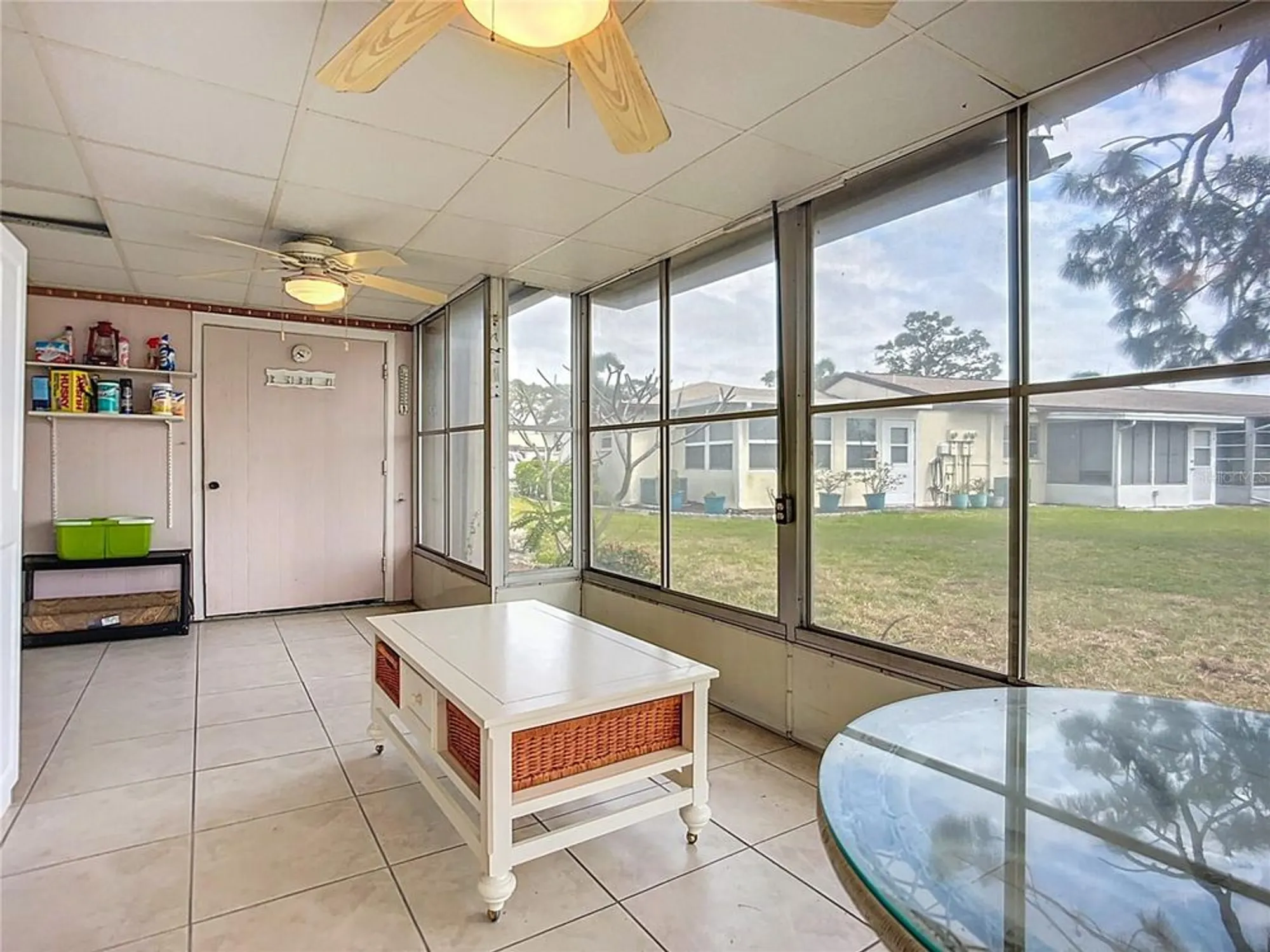Property Slideshow image 14 of 26 | 2802 swifton dr v102, Sarasota, FL, 34231