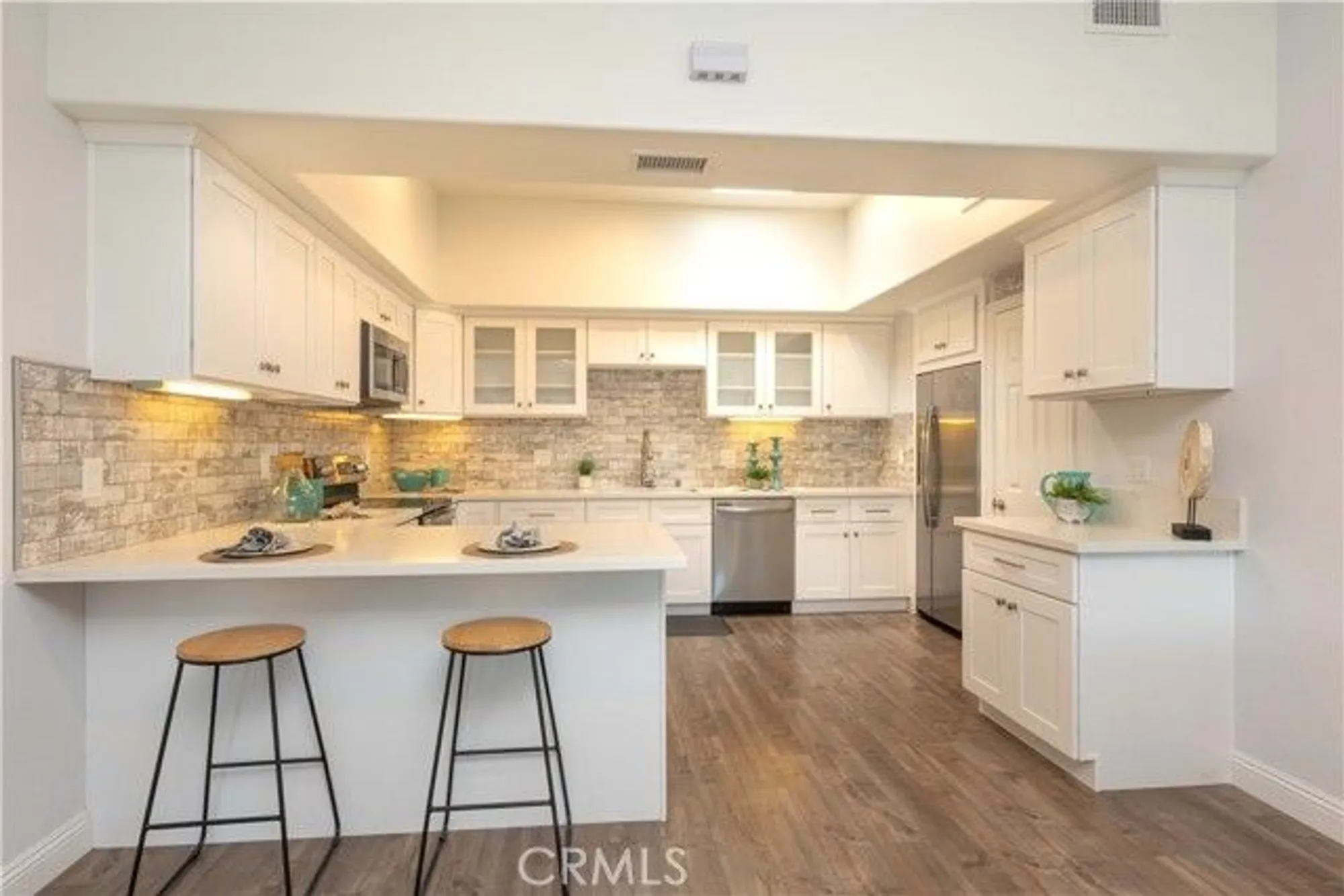 Property Slideshow image 4 of 51 | 1221 knollwood m4 47h, Seal Beach, CA, 90740