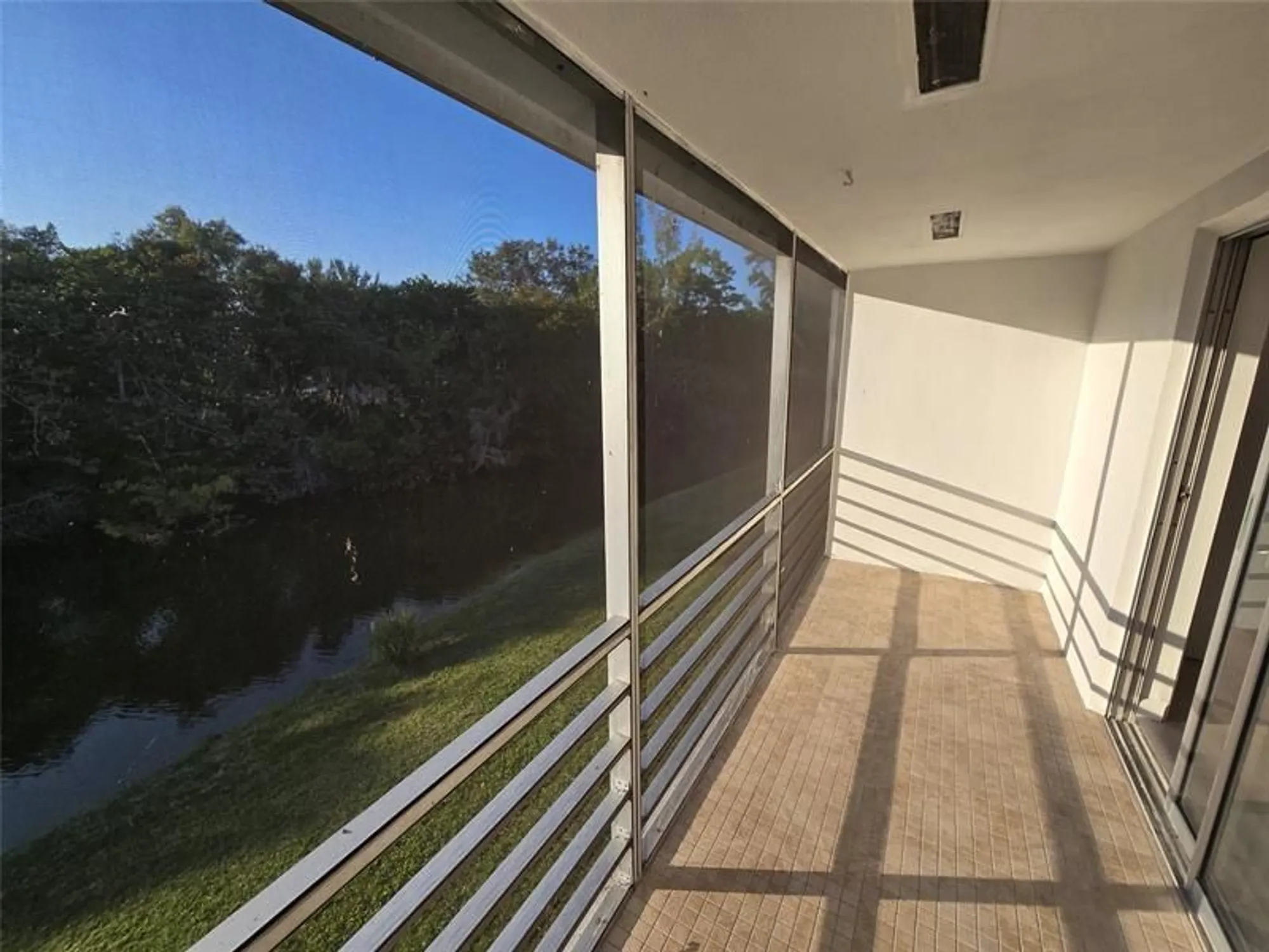 Property Slideshow image 21 of 35 | 98 northampton e # 98, West Palm Beach, FL, 33417