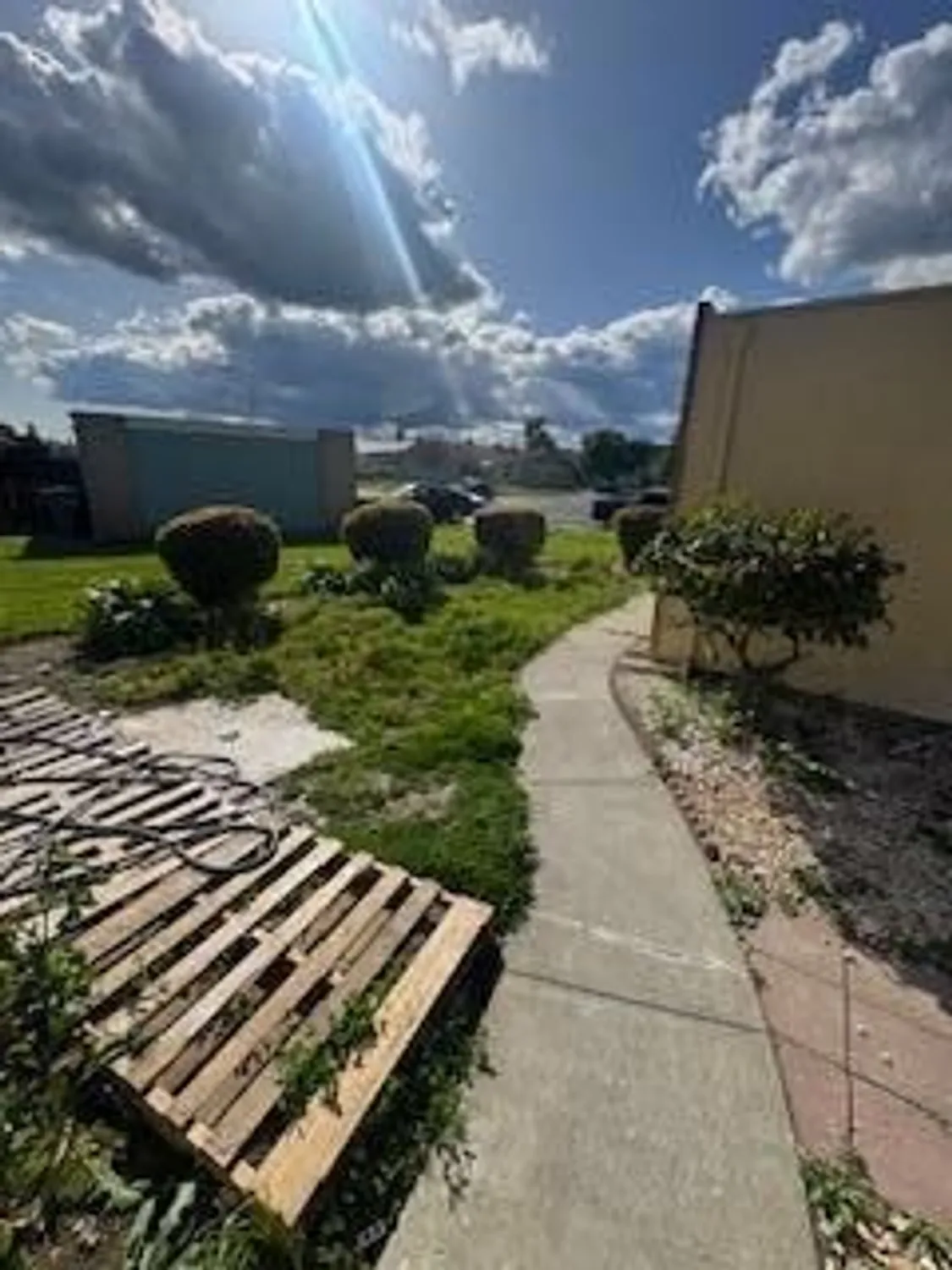 Property Slideshow image 4 of 10 | 636 yellowstone dr, Vacaville, CA, 95687