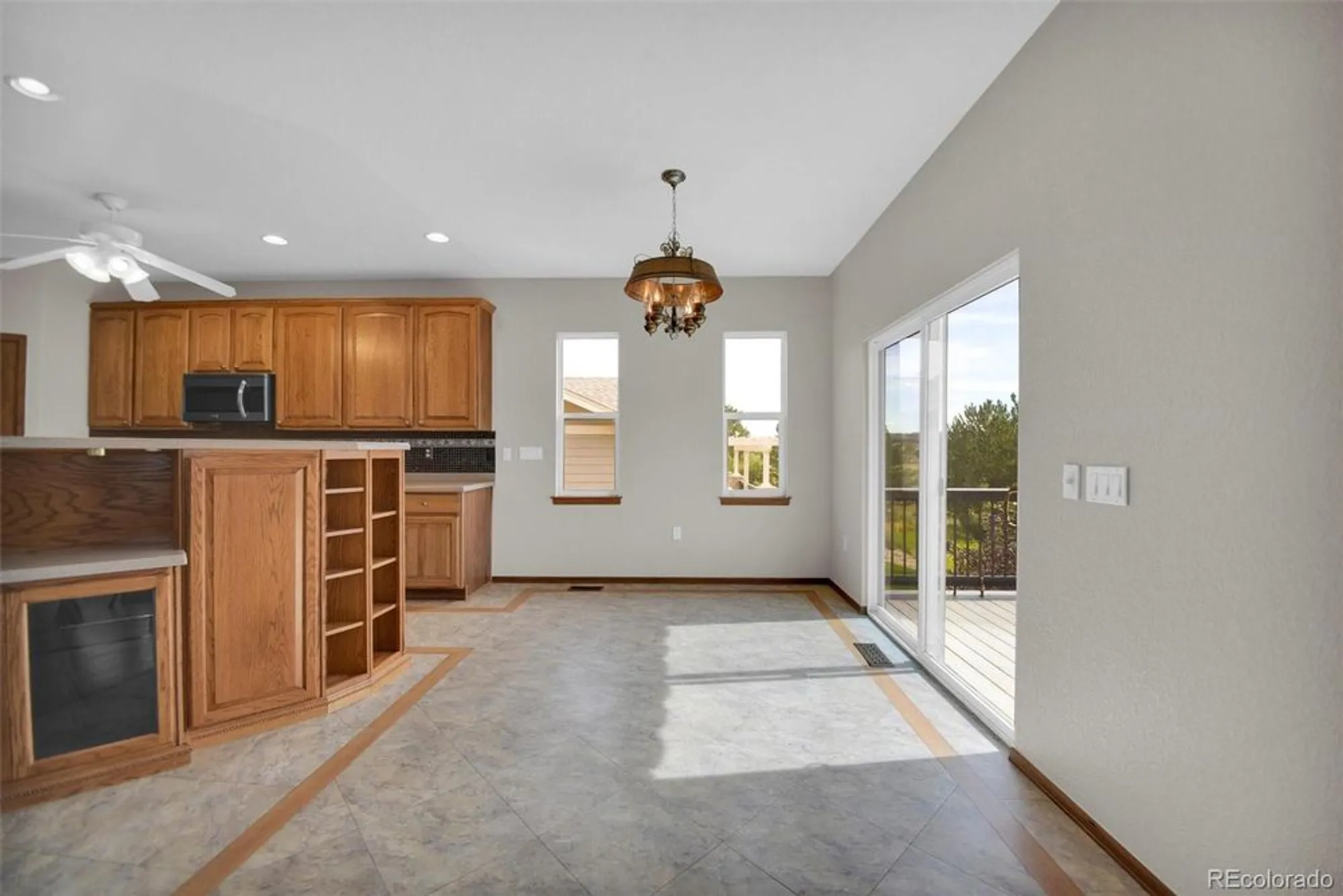 Property Slideshow image 11 of 34 | 23464 e heritage pkwy, Aurora, CO, 80016