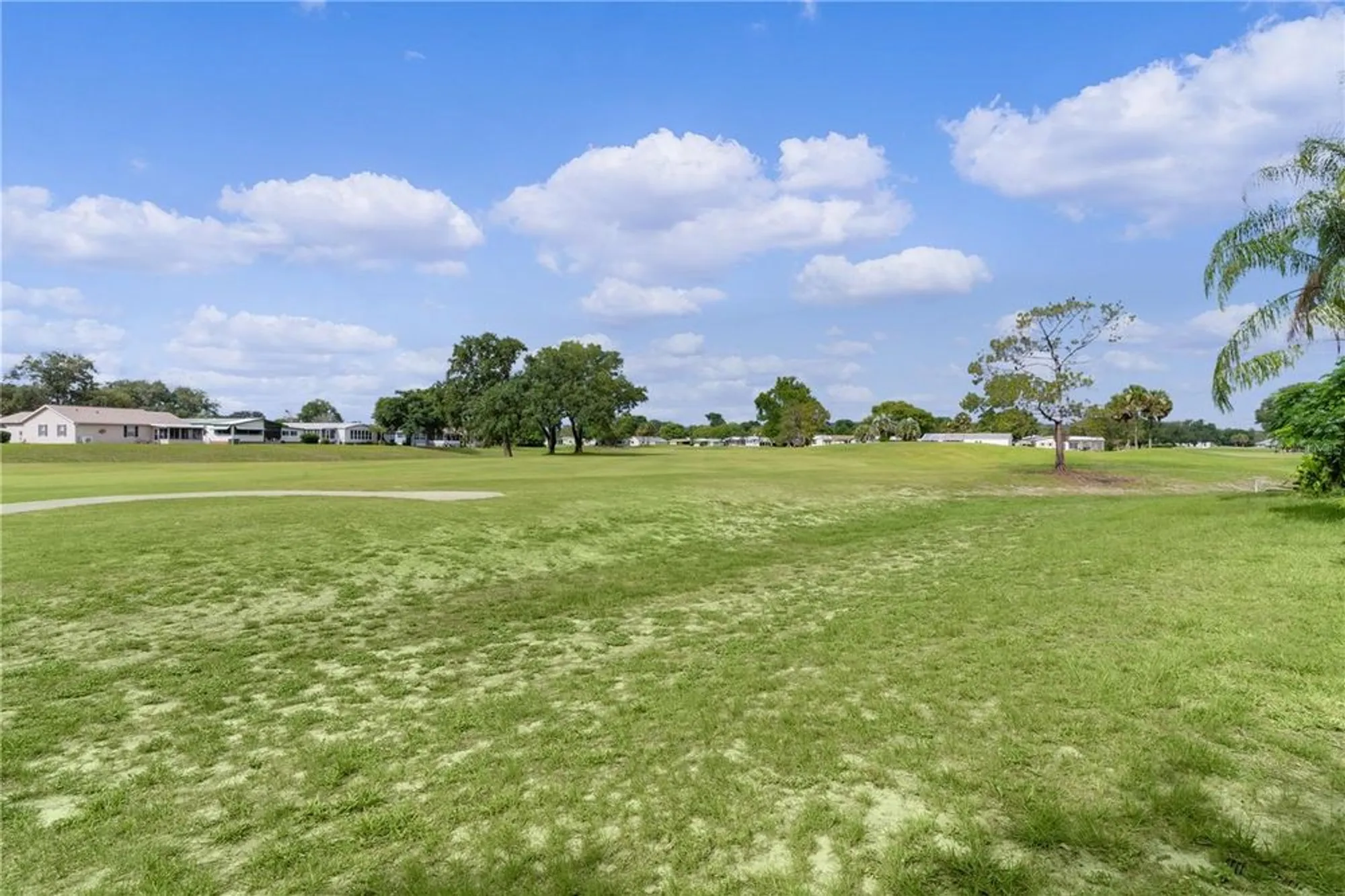 Property Slideshow image 10 of 34 | 1815 kaufman cir, The Villages, FL, 32159