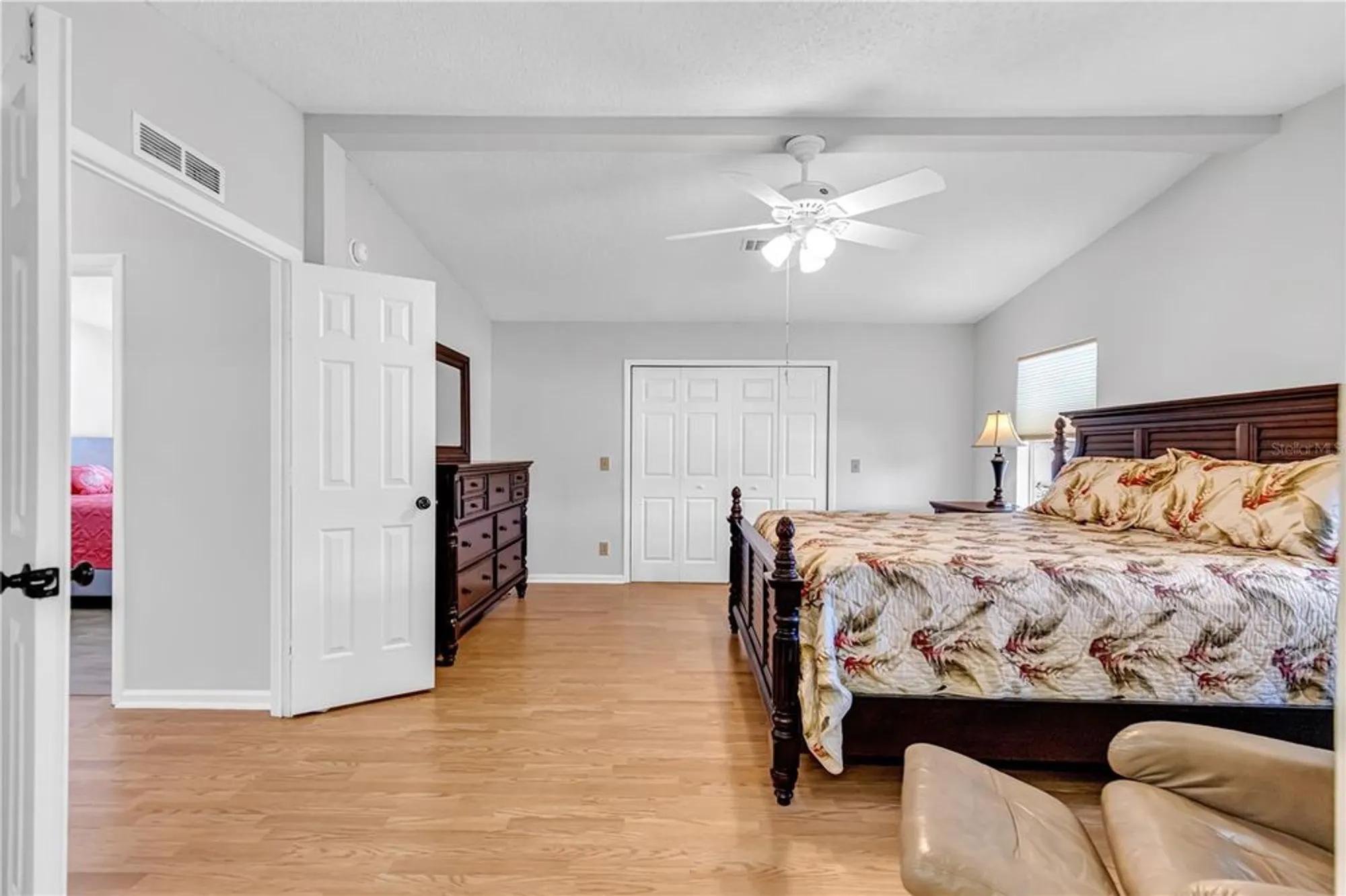Property Slideshow image 14 of 41 | 1514 e schwartz blvd, Lady Lake, FL, 32159