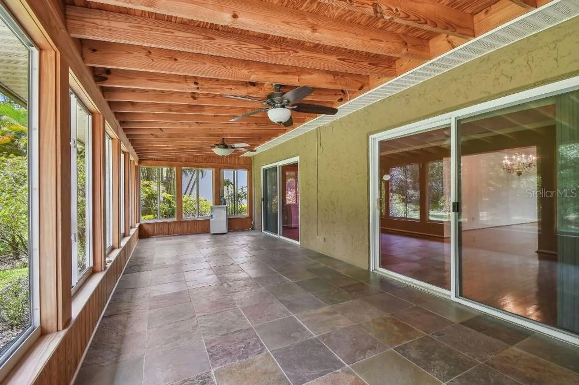 Property Slideshow image 40 of 60 | 916 mainsail way, Palm Harbor, FL, 34685