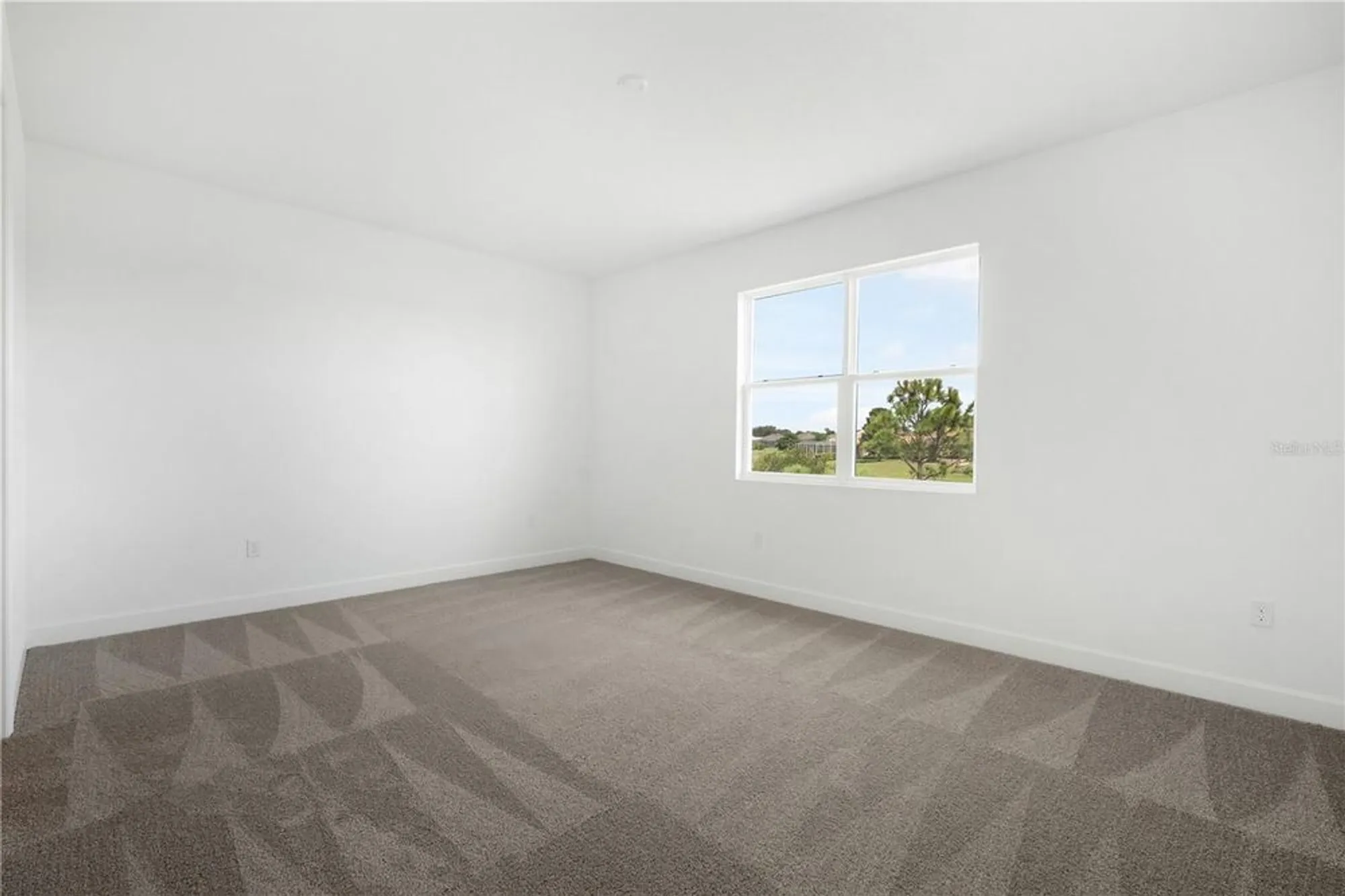 Property Slideshow image 21 of 44 | 9176 players dr, Weeki Wachee, FL, 34613