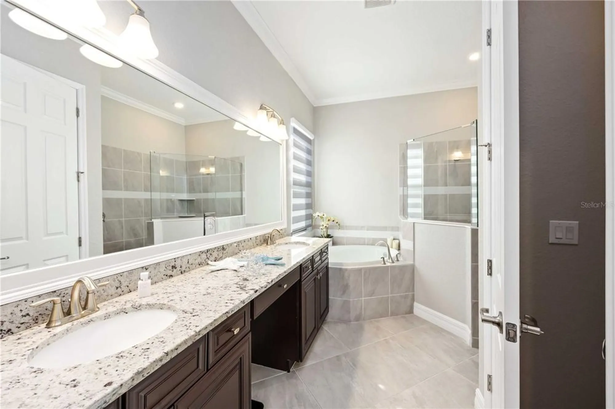 Property Slideshow image 29 of 100 | 25064 spartina dr, Venice, FL, 34293