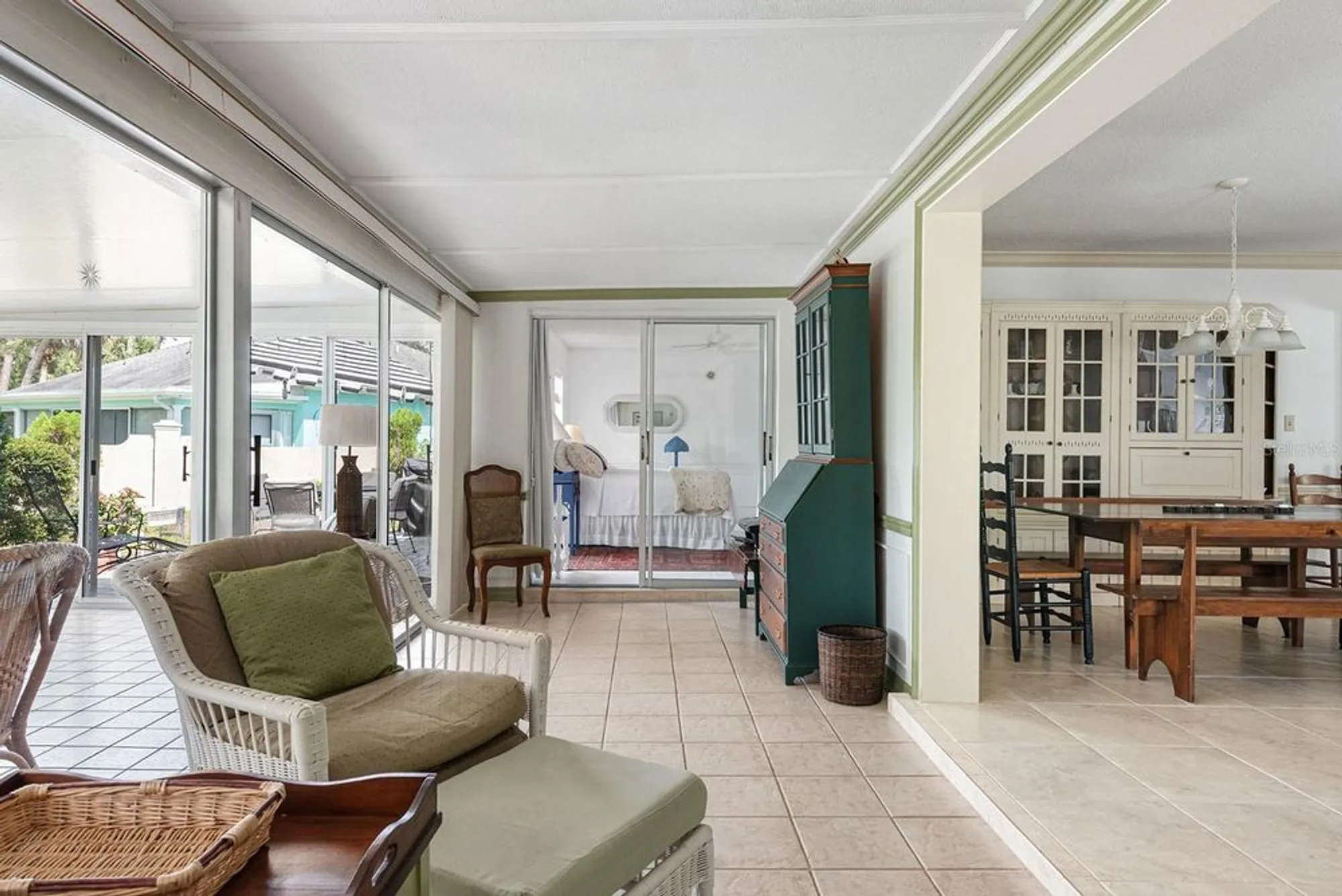 Property Slideshow image 16 of 73 | 1 curacao cir 44, Englewood, FL, 34223