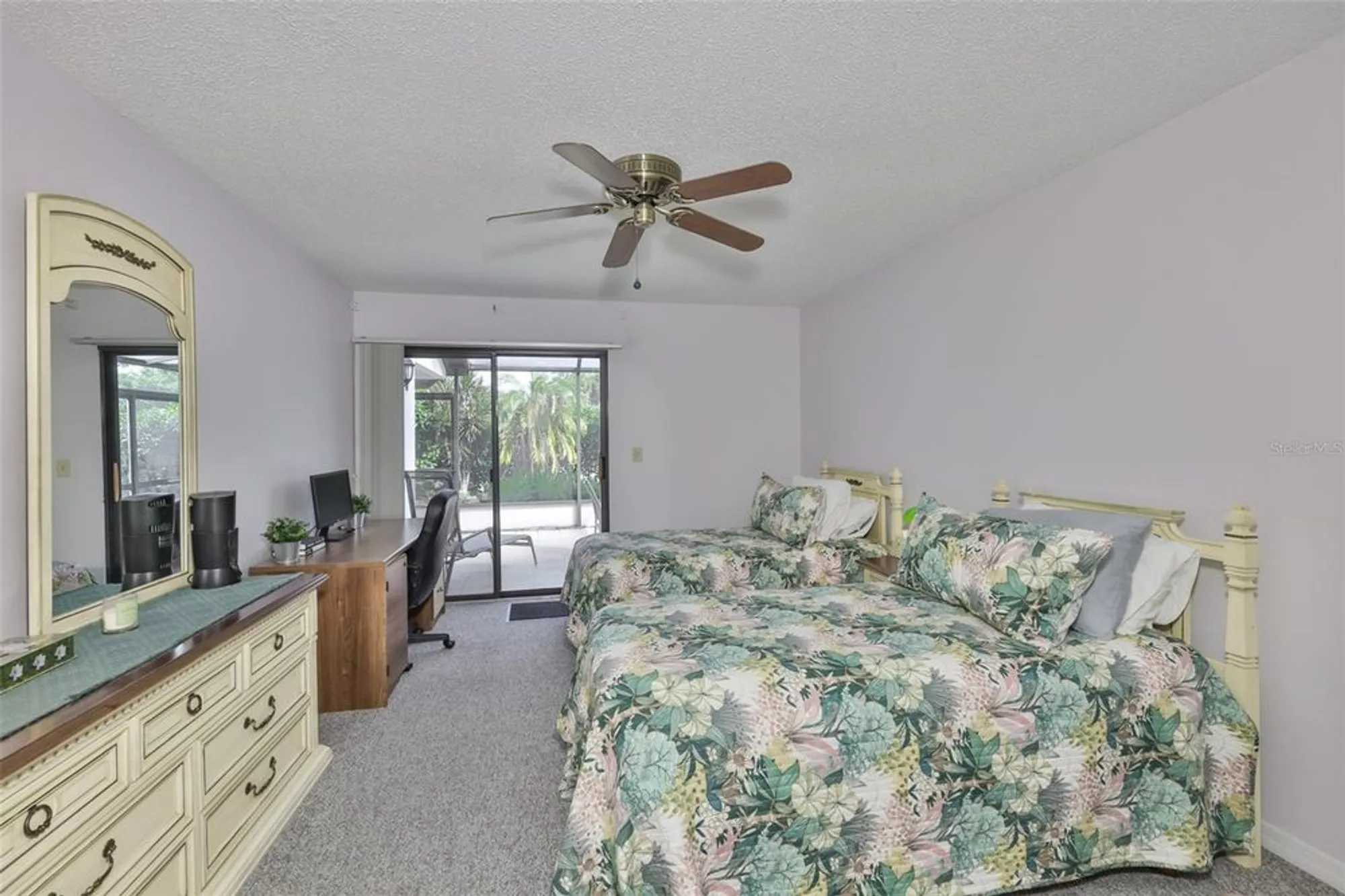 Property Slideshow image 8 of 46 | 1305 spry ct, Sun City Center, FL, 33573