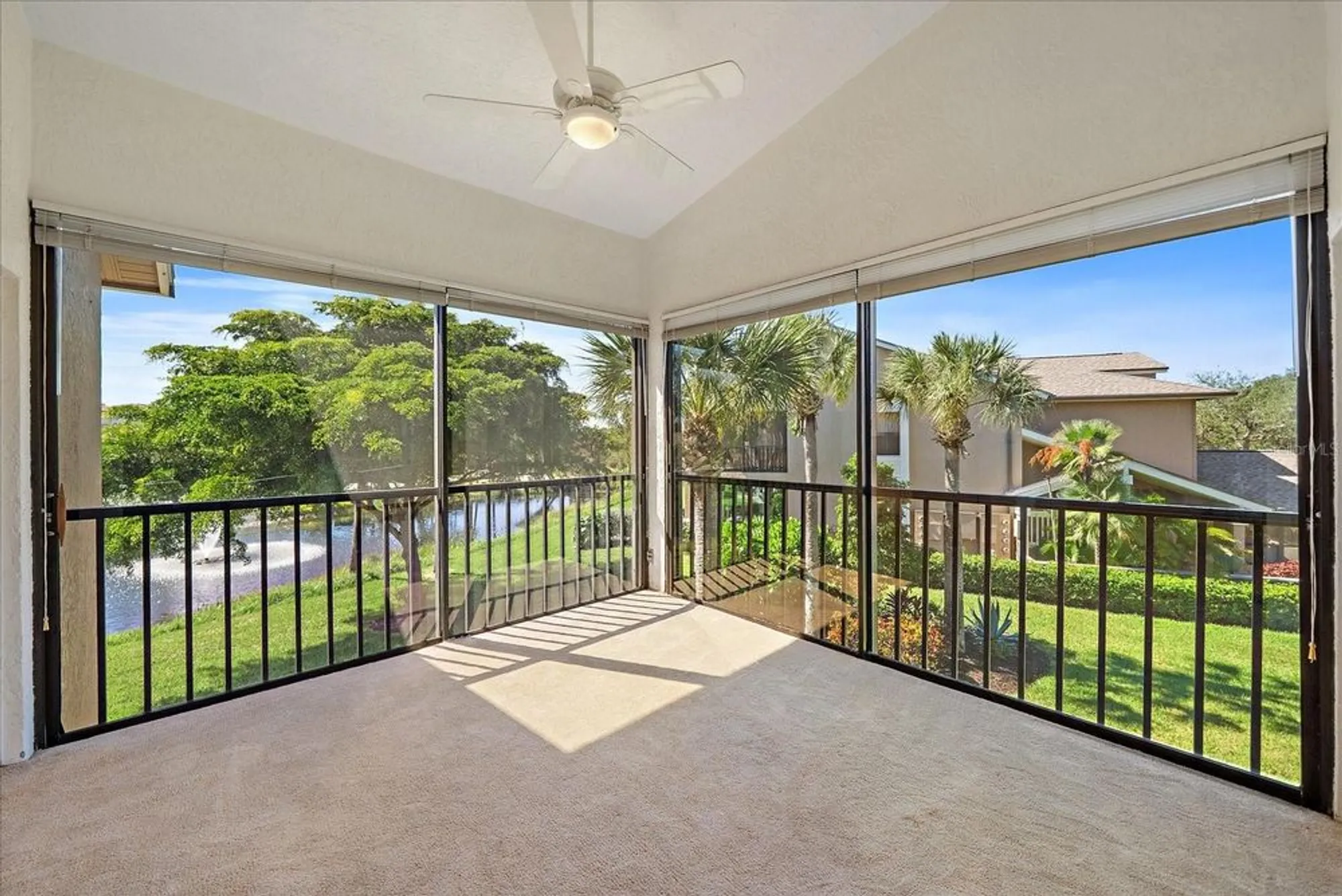 Property Slideshow image 32 of 44 | 5268 heron way 204, Sarasota, FL, 34231