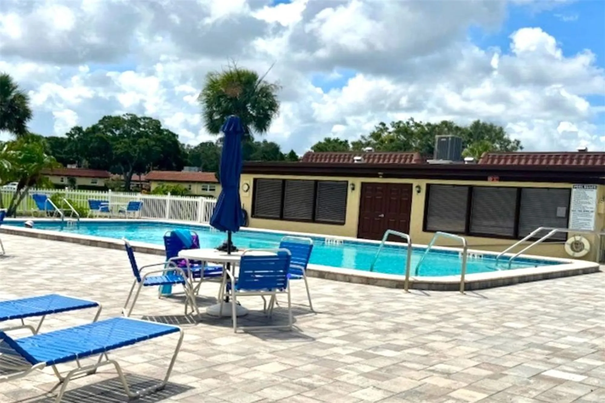 Property Slideshow image 42 of 84 | 1701 pinehurst rd apt 24b, Dunedin, FL, 34698