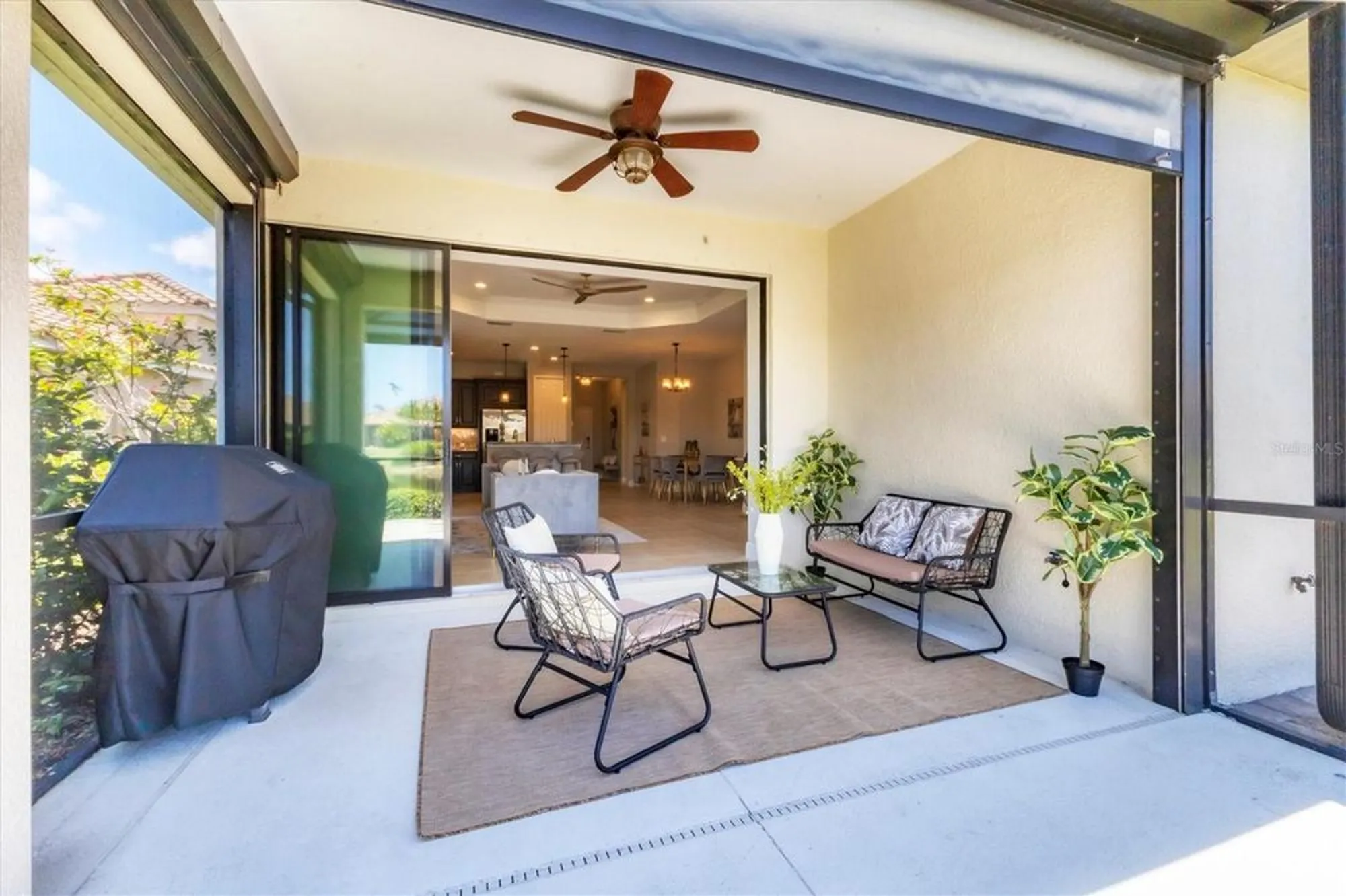 Property Slideshow image 27 of 55 | 21649 avon park ct, Venice, FL, 34293