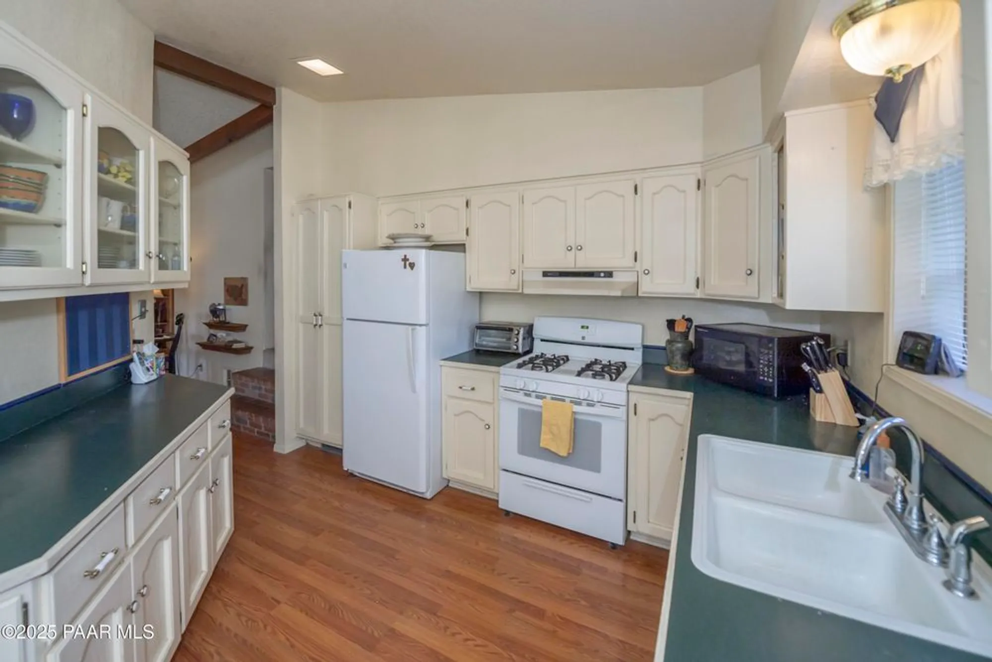 Property Slideshow image 16 of 52 | 636 s bear claw, Prescott, AZ, 86301