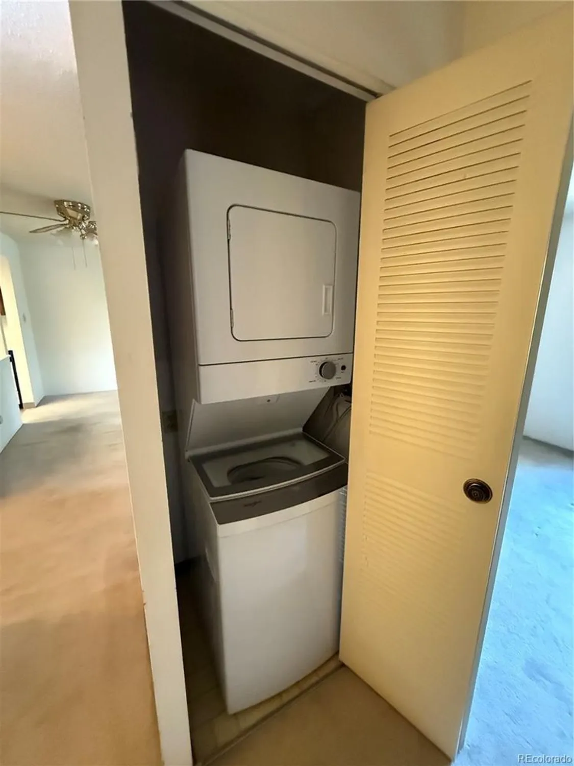 Property Slideshow image 6 of 8 | 13800 e marina dr 112, Aurora, CO, 80014