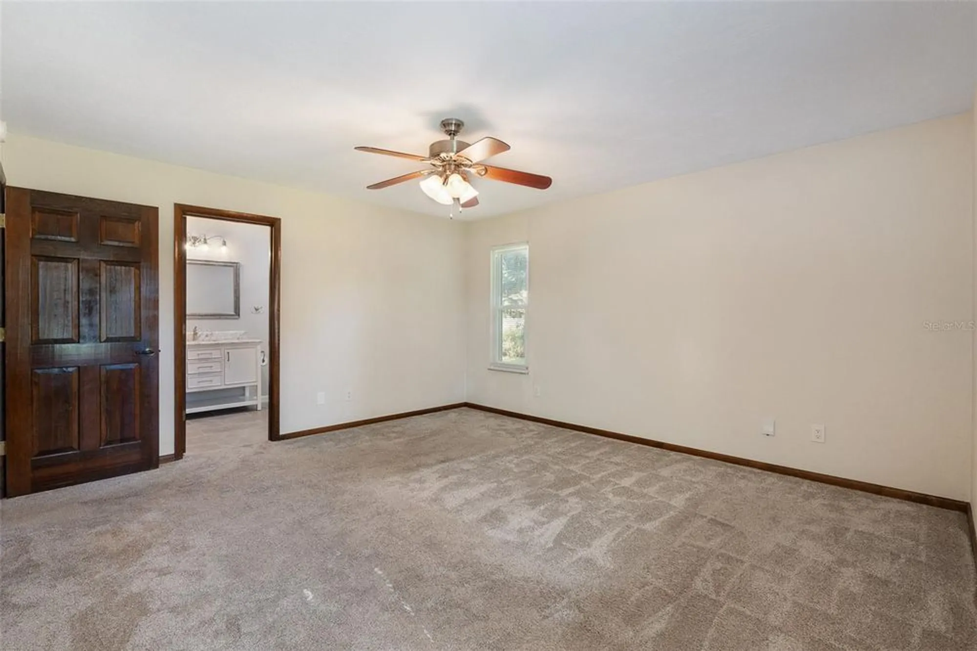 Property Slideshow image 28 of 48 | 521 pelican bay dr, Daytona Beach, FL, 32119