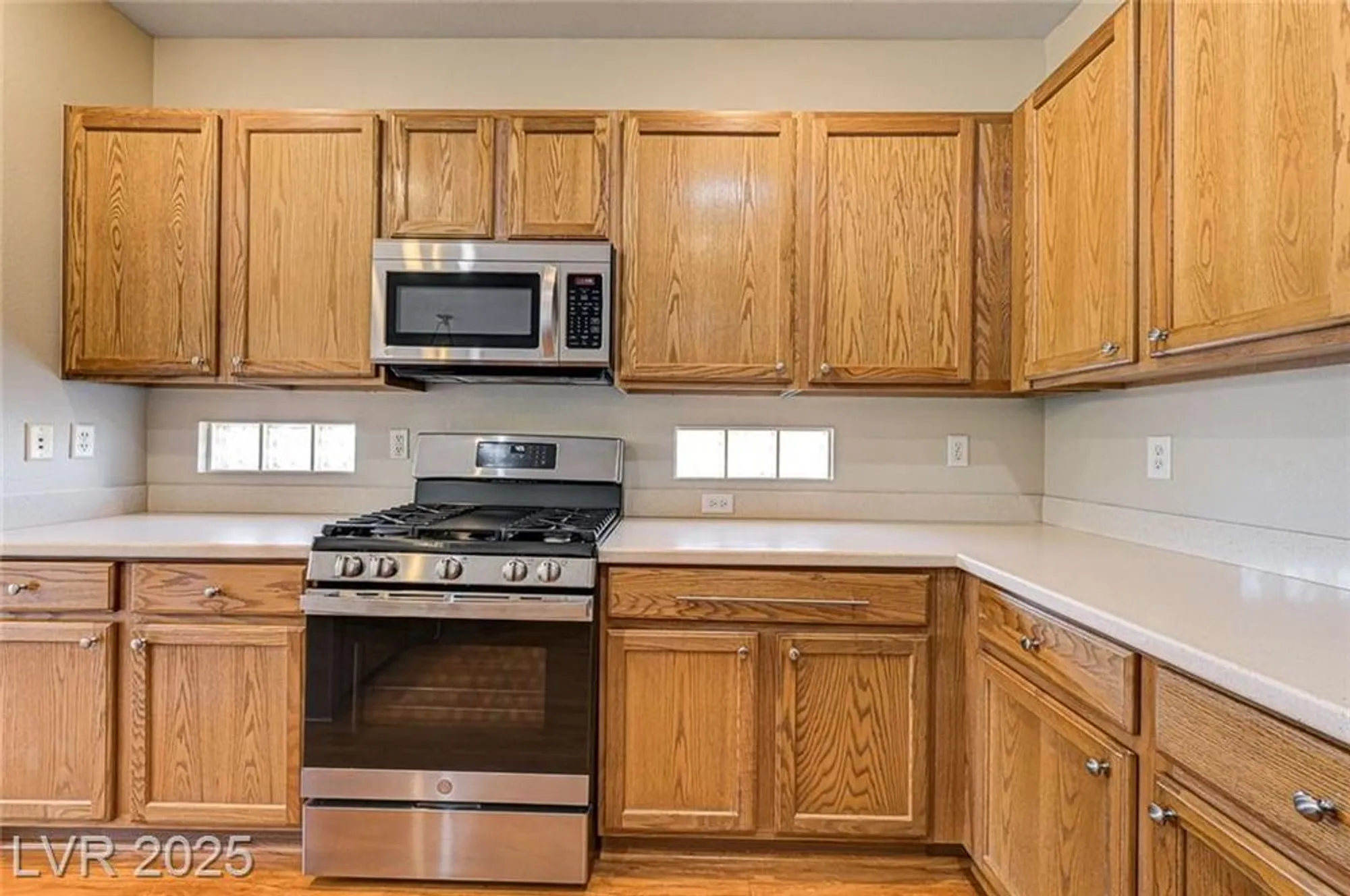 Property Slideshow image 18 of 65 | 10532 riva grande ct, Las Vegas, NV, 89135