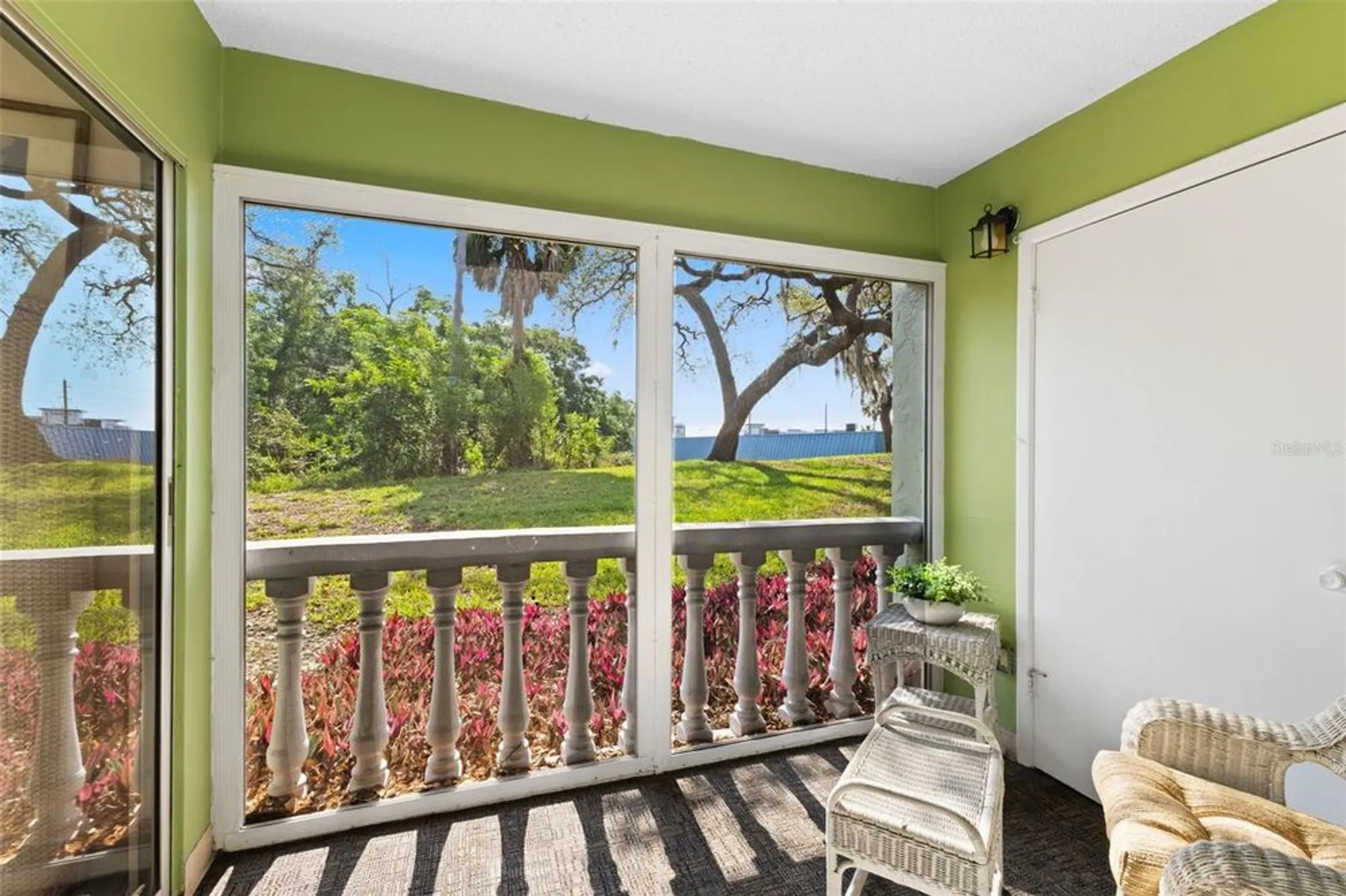 Property Slideshow image 26 of 49 | 1250 s pinellas ave apt 405, Tarpon Springs, FL, 34689