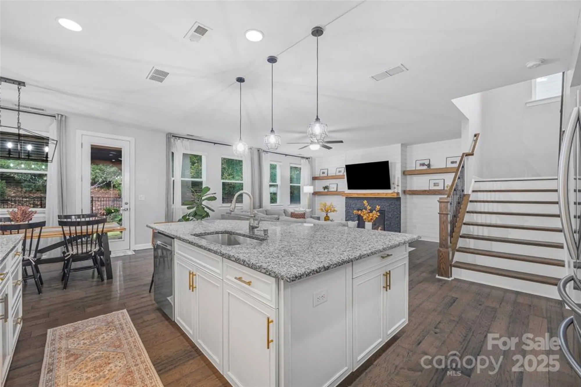 Property Slideshow image 10 of 34 | 451 sandbar pt, Clover, SC, 29710