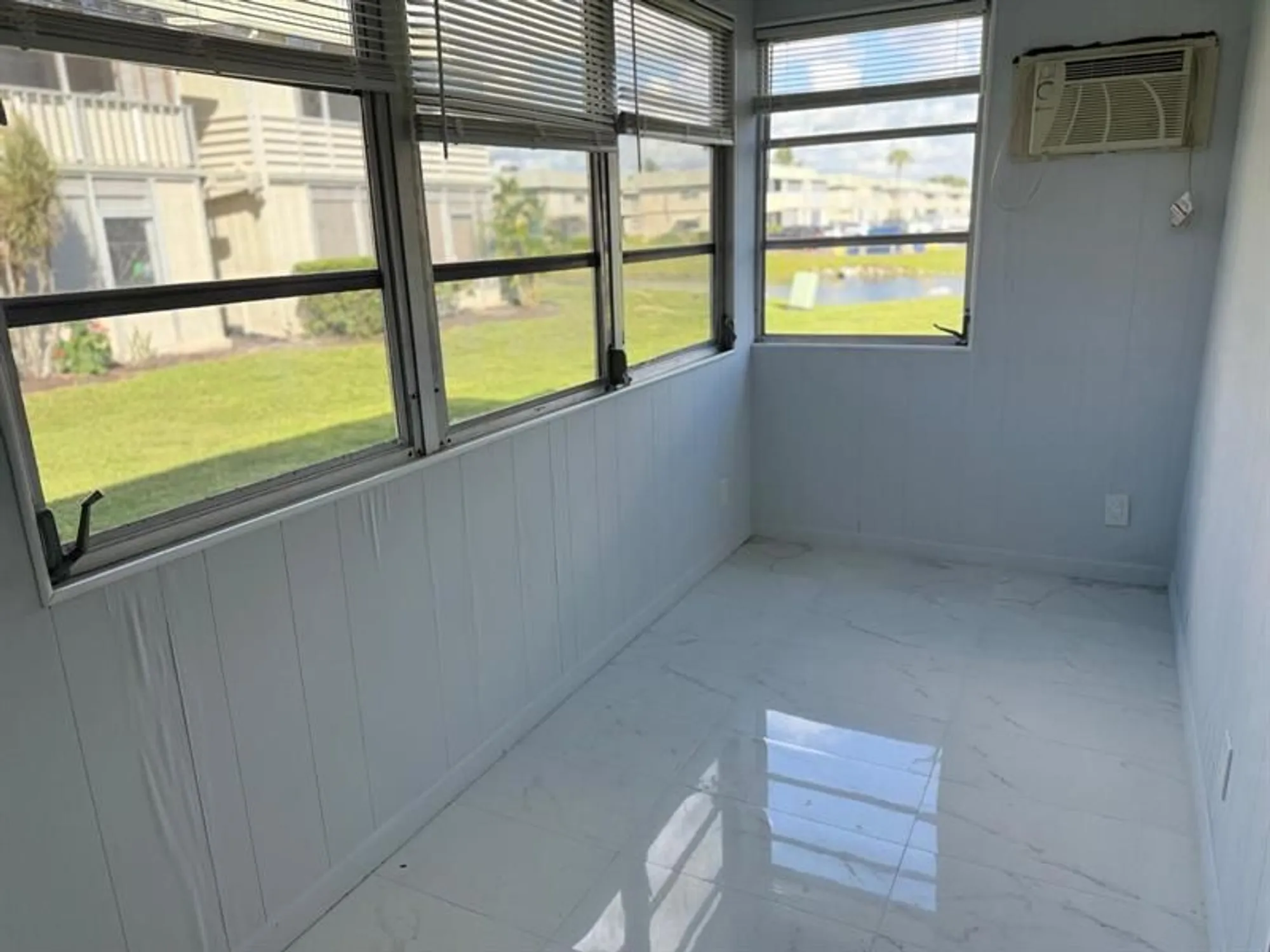 Property Slideshow image 19 of 22 | 214 monaco e # 214, Delray Beach, FL, 33446