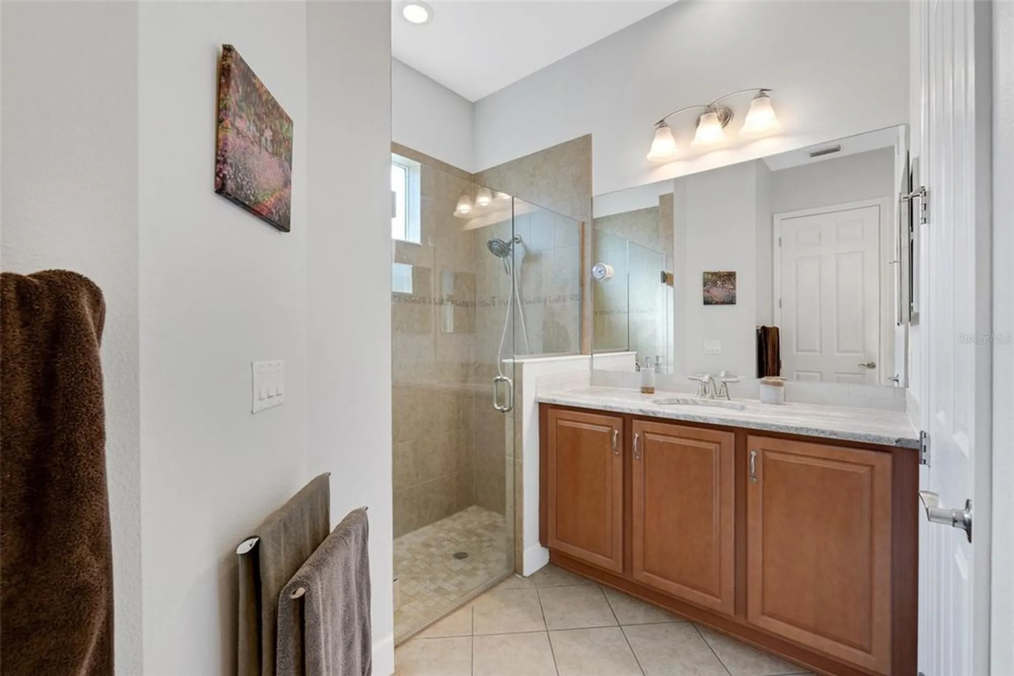 Property Slideshow image 17 of 35 | 1649 emerald dunes dr, Sun City Center, FL, 33573