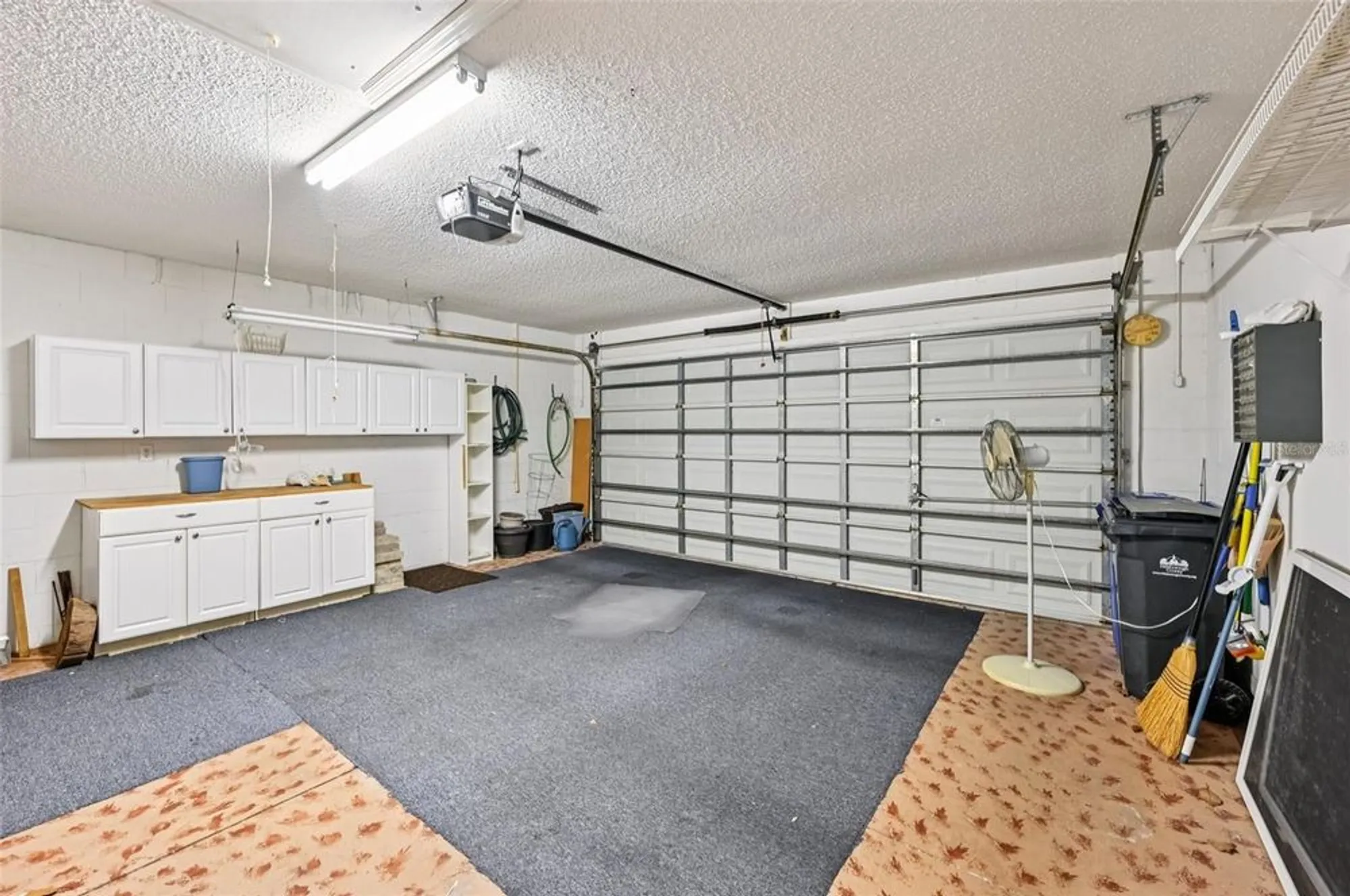 Property Slideshow image 32 of 67 | 1011 otter mill way, Sun City Center, FL, 33573