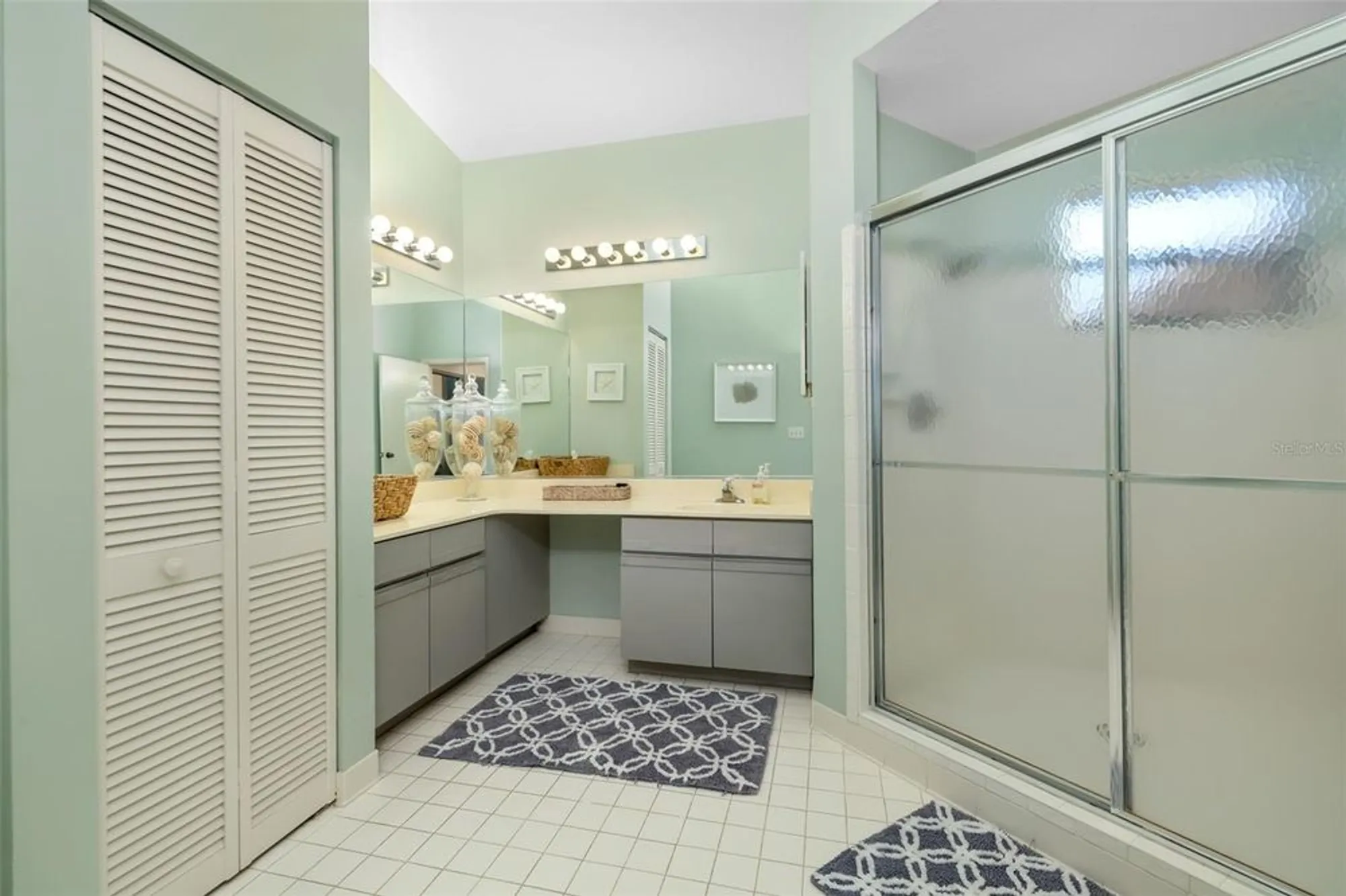 Property Slideshow image 36 of 58 | 5287 heron way 205, Sarasota, FL, 34231