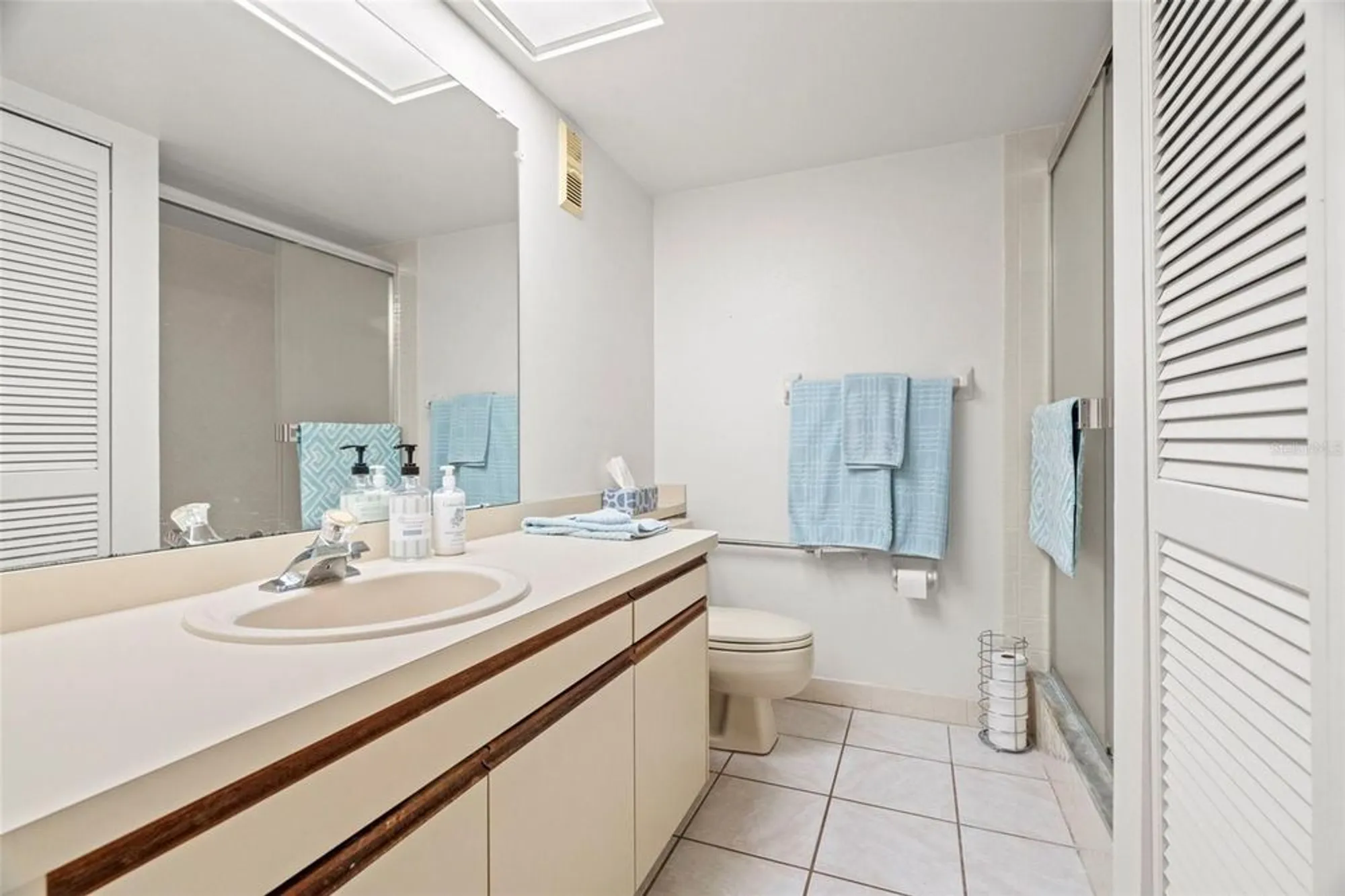 Property Slideshow image 18 of 24 | 1728 golfview dr # 1728, Tarpon Springs, FL, 34689