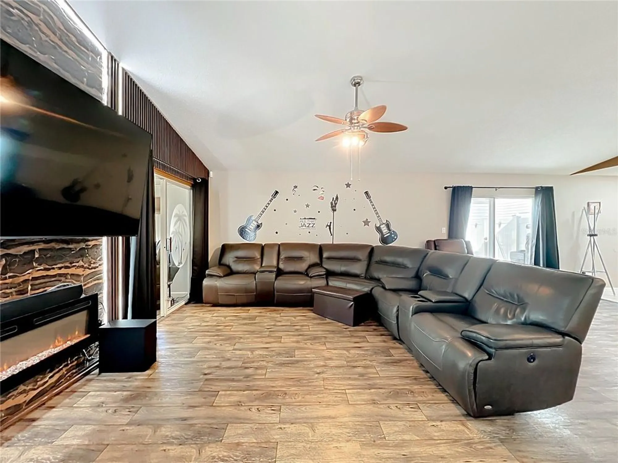 Property Slideshow image 13 of 39 | 4913 heron run cir, Leesburg, FL, 34748