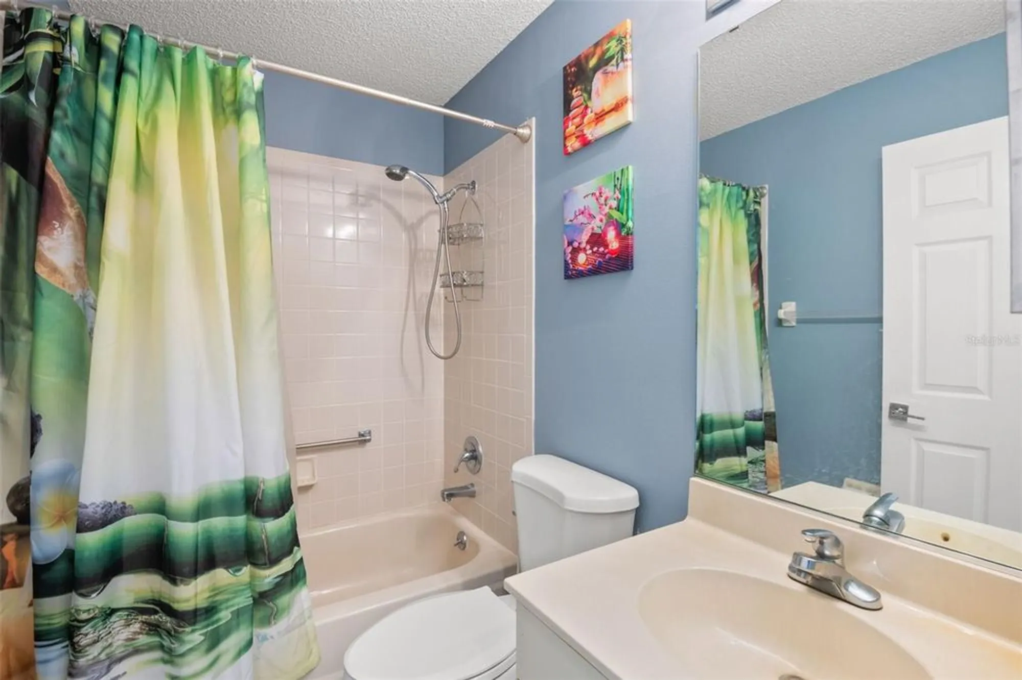 Property Slideshow image 34 of 61 | 713 manchester woods dr, Sun City Center, FL, 33573