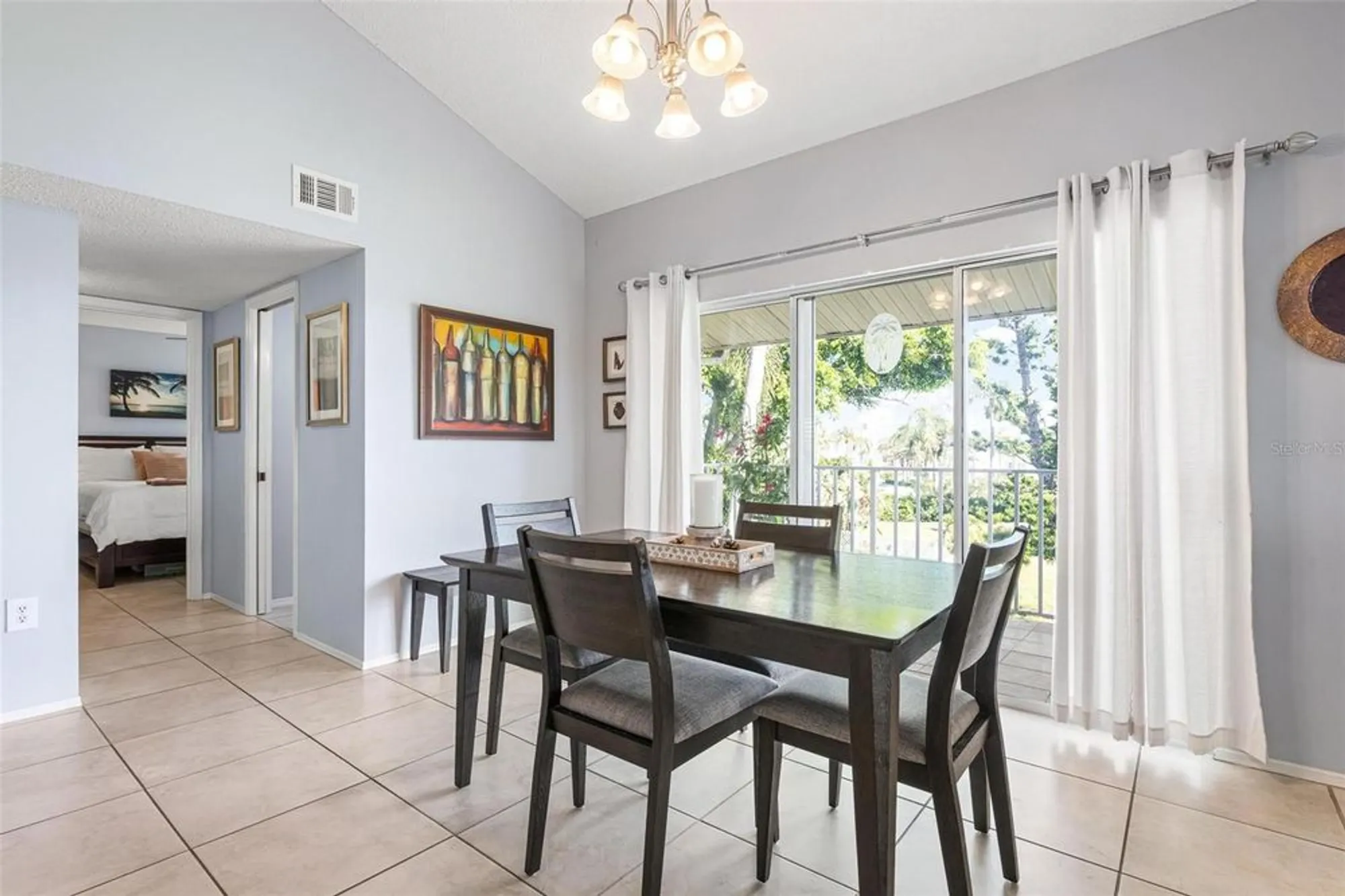 Property Slideshow image 15 of 53 | 1103 edgewater cir # 1103, Bradenton, FL, 34209
