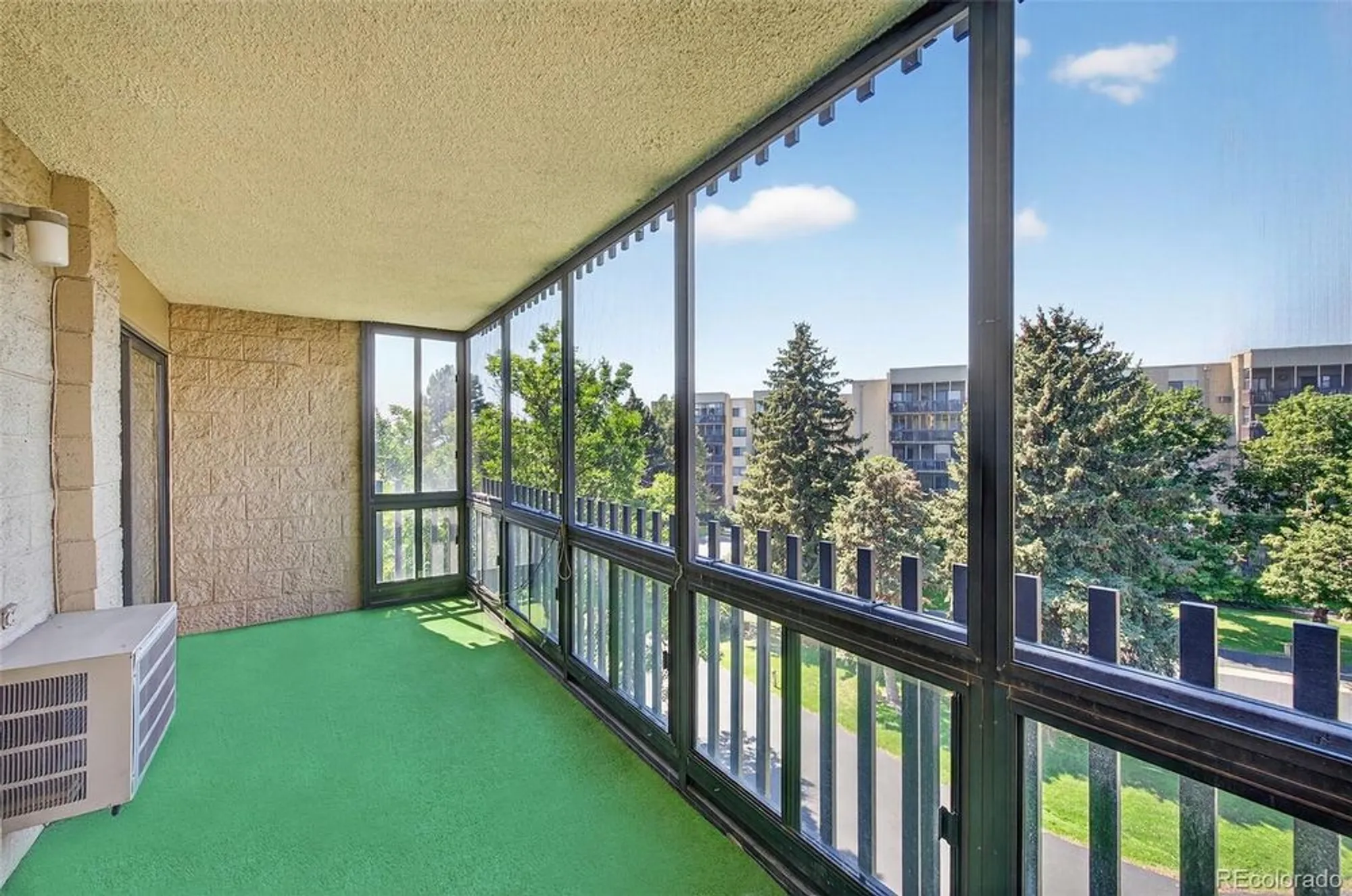 Property Slideshow image 22 of 41 | 13691 e marina dr 412, Aurora, CO, 80014