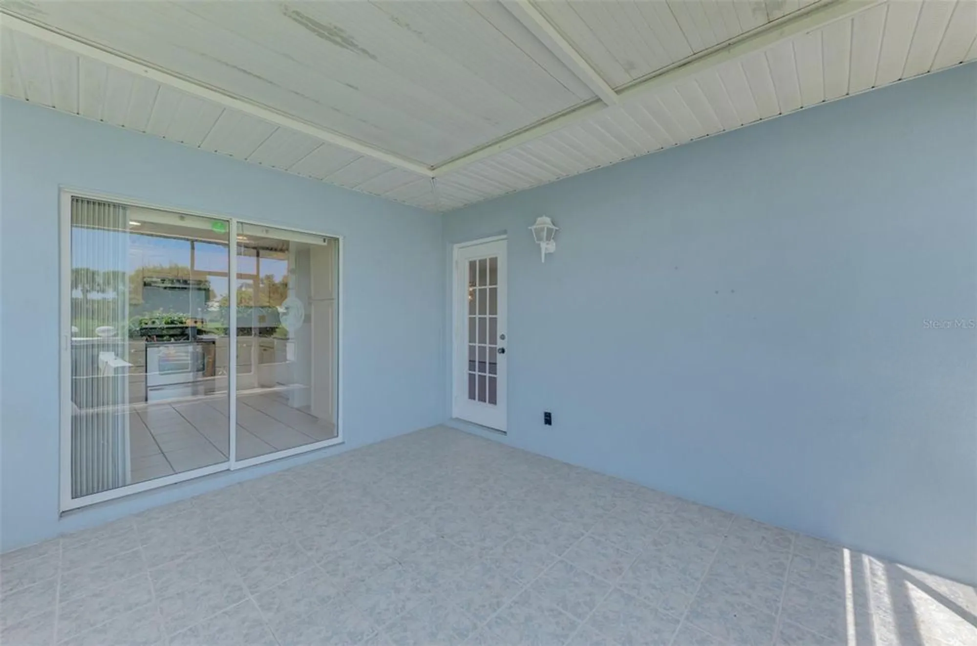 Property Slideshow image 35 of 58 | 420 wexford cir # 124, Venice, FL, 34293