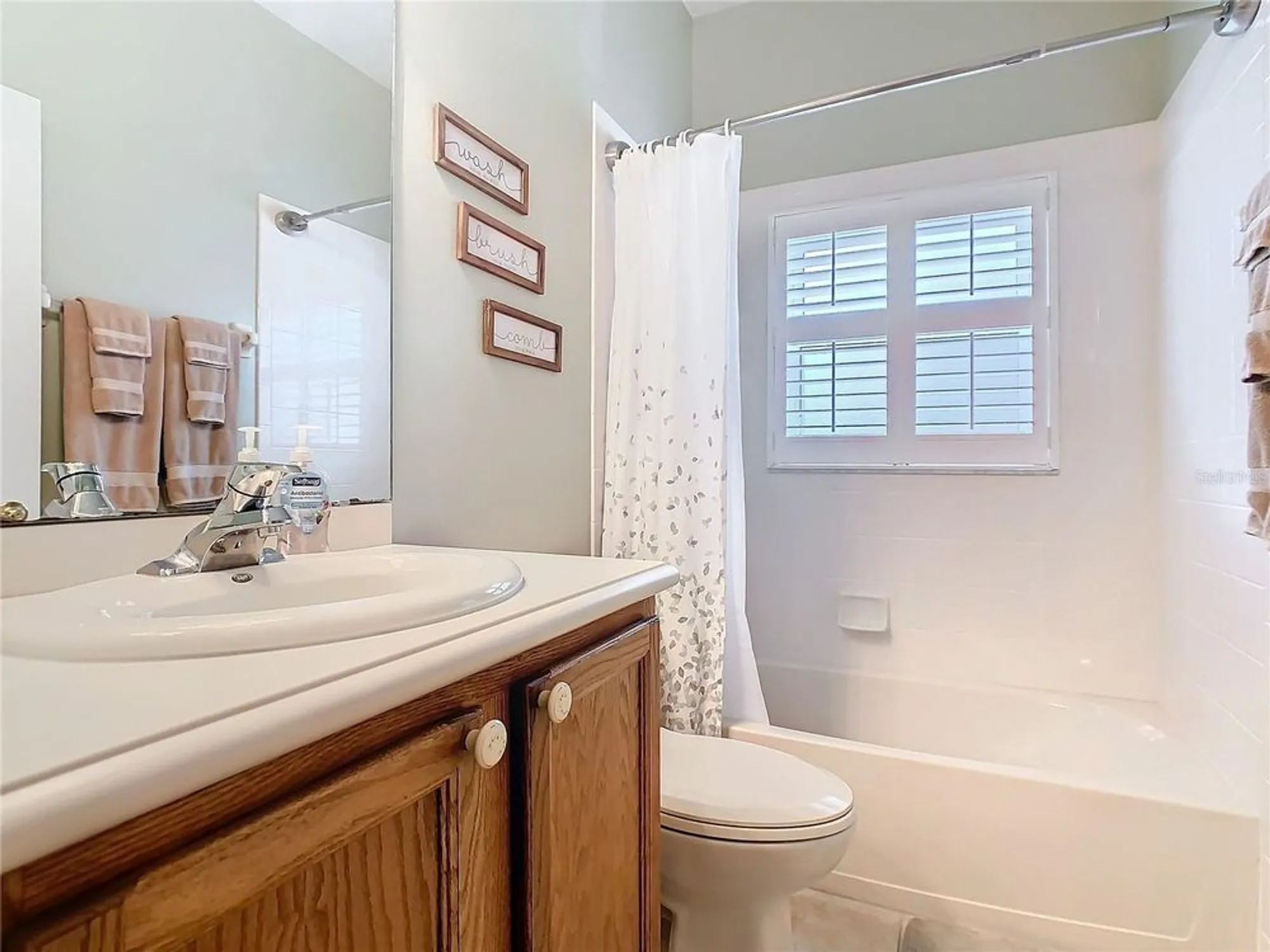 Property Slideshow image 30 of 48 | 501 heartwell dr, Poinciana, FL, 34759