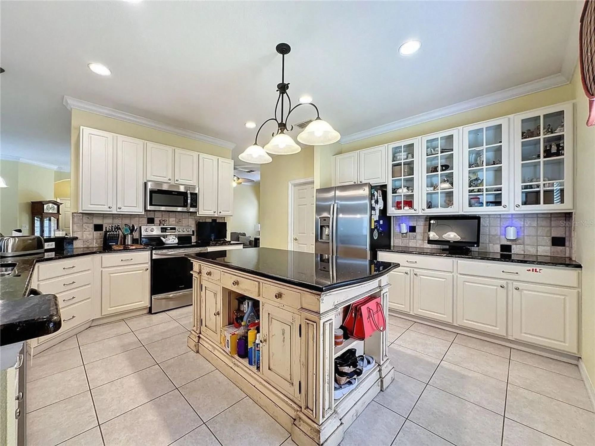 Property Slideshow image 42 of 61 | 258 sand piper dr, Poinciana, FL, 34759