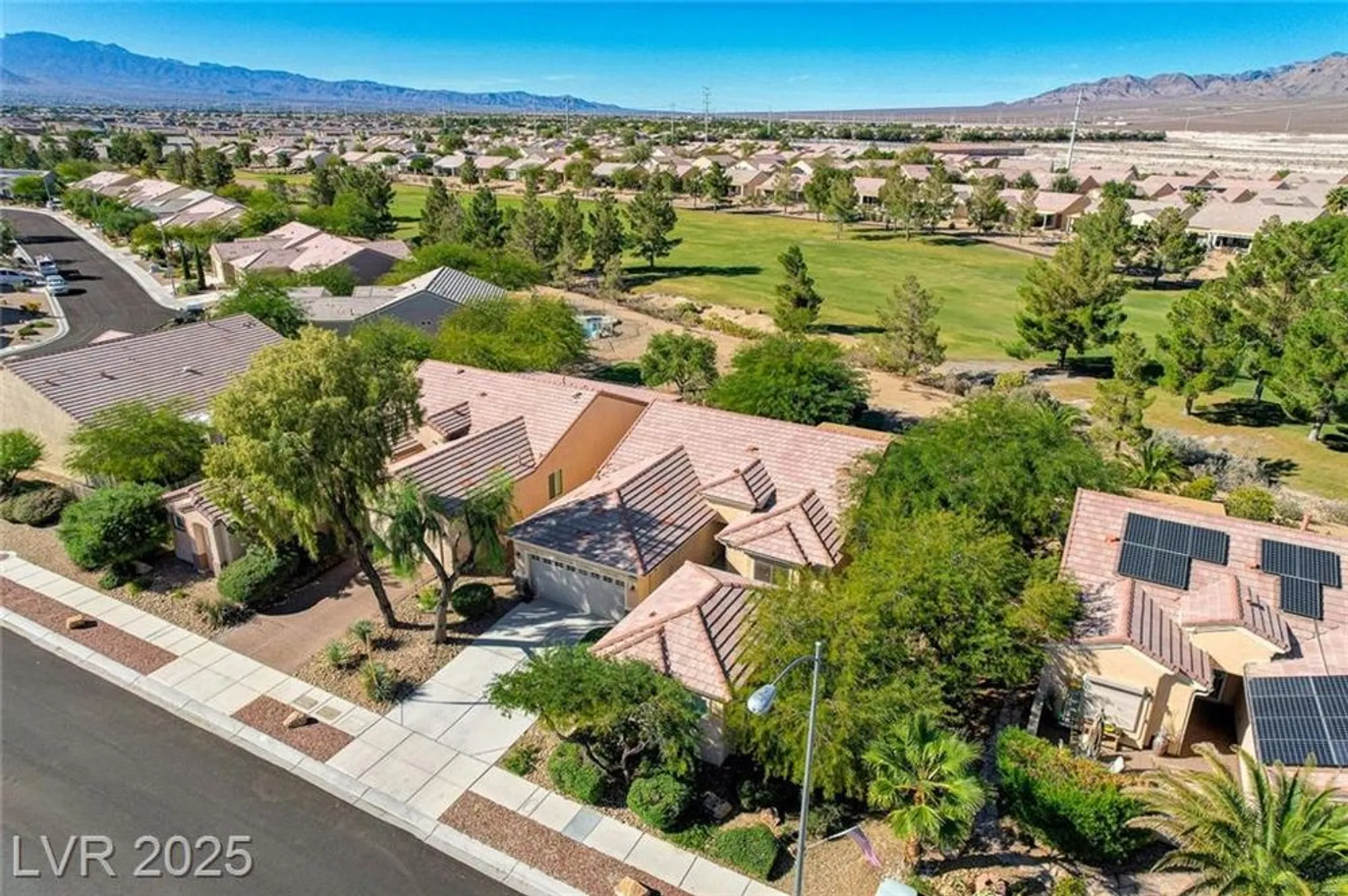 Property Slideshow image 40 of 64 | 7873 broadwing dr, North Las Vegas, NV, 89084